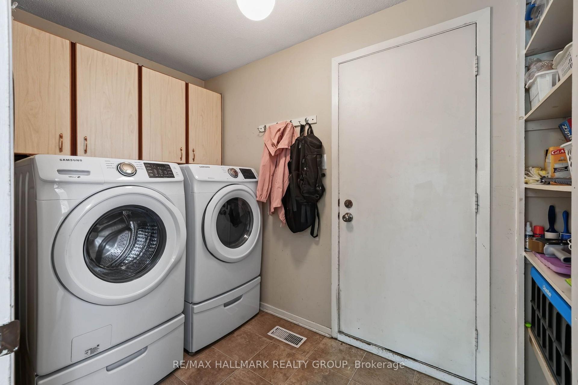 Photo 21 of 1055 Avignon Court, Ottawa, Orleans Wood — HOMEH