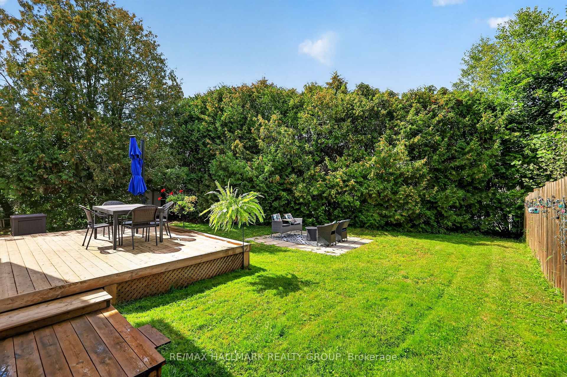 Photo 34 of 1055 Avignon Court, Ottawa, Orleans Wood — HOMEH