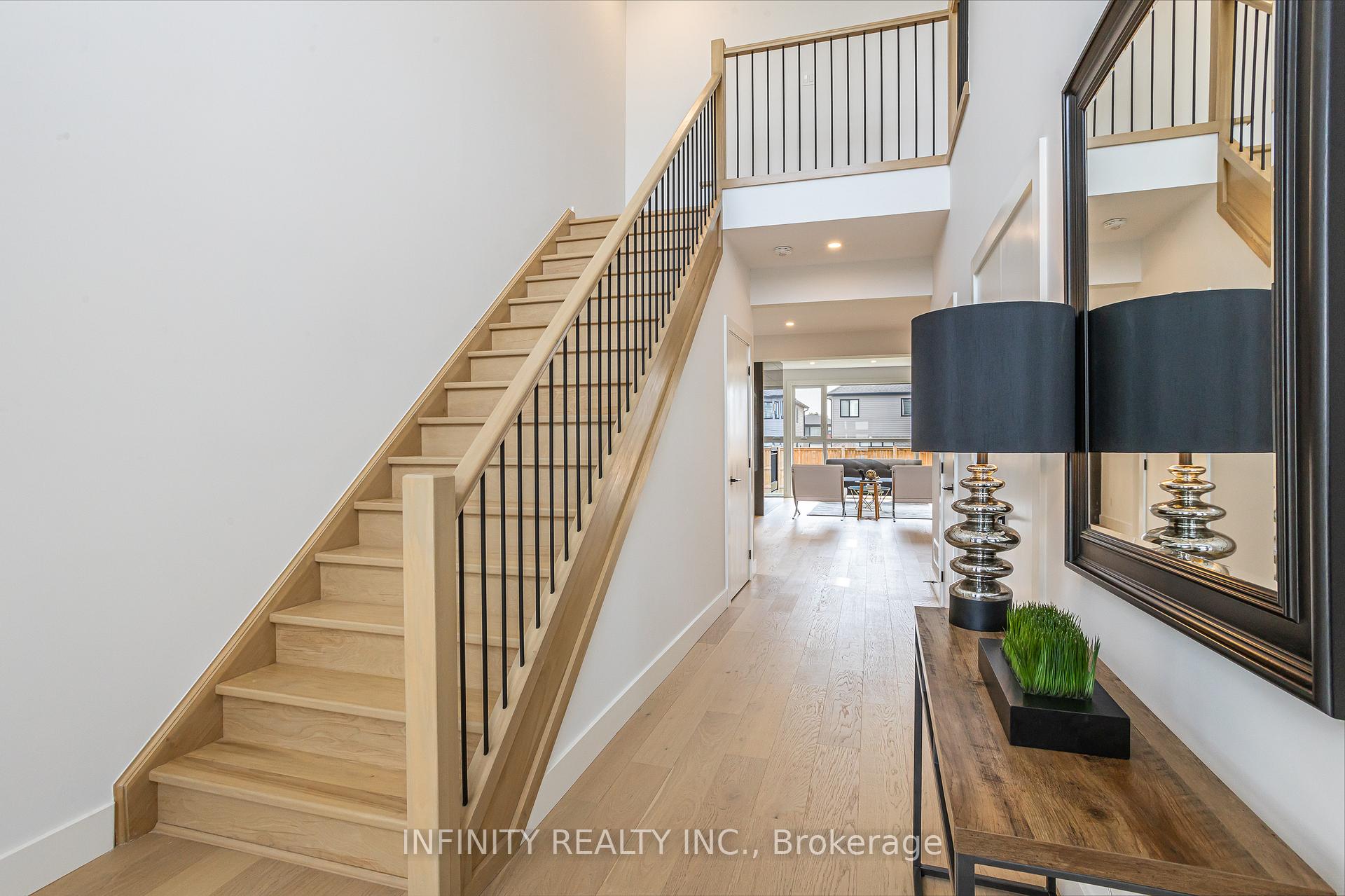 Photo 5 of 157 Crestview Drive, Middlesex Centre, Kilworth — HOMEH