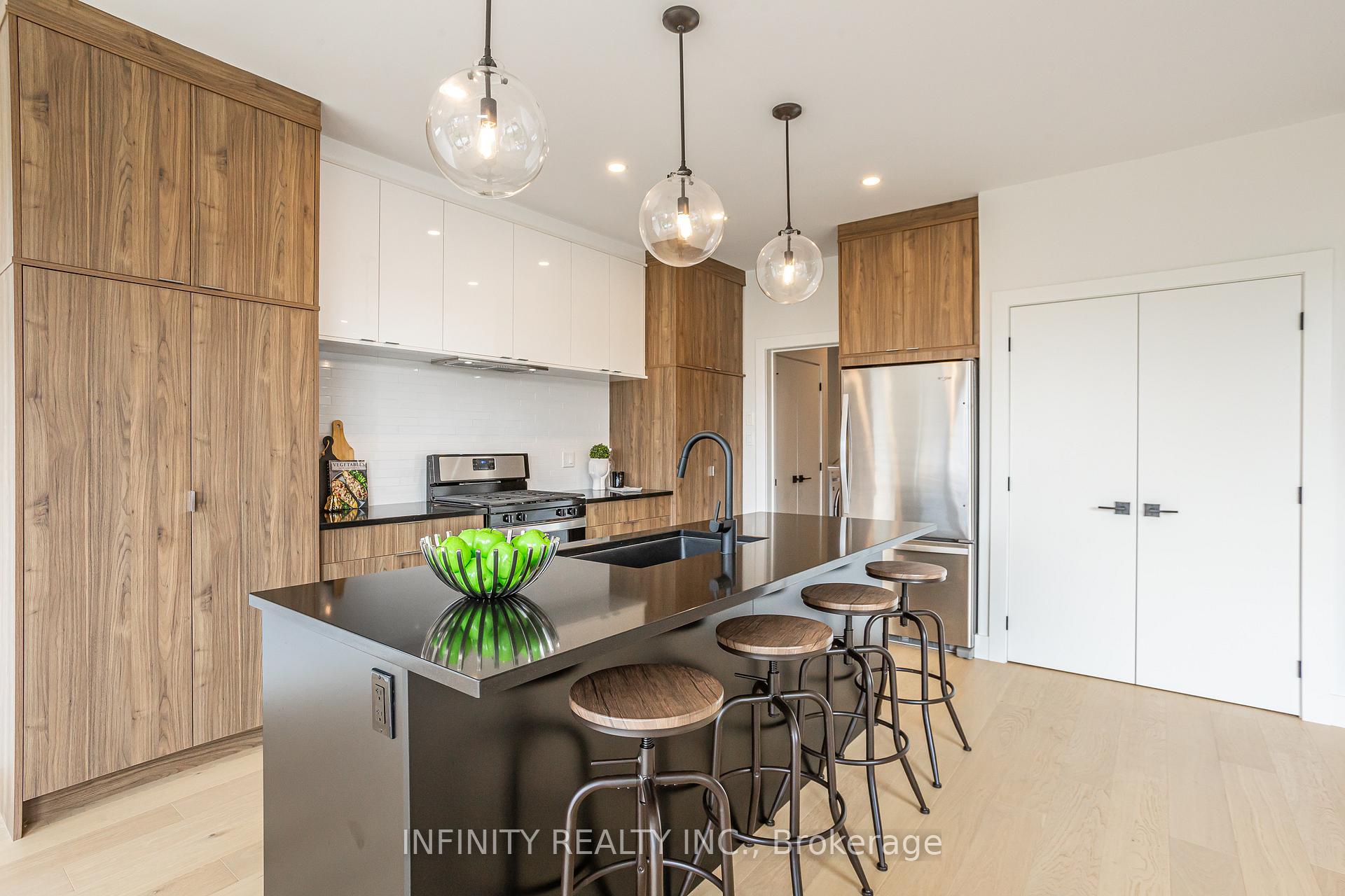 Photo 14 of 157 Crestview Drive, Middlesex Centre, Kilworth — HOMEH