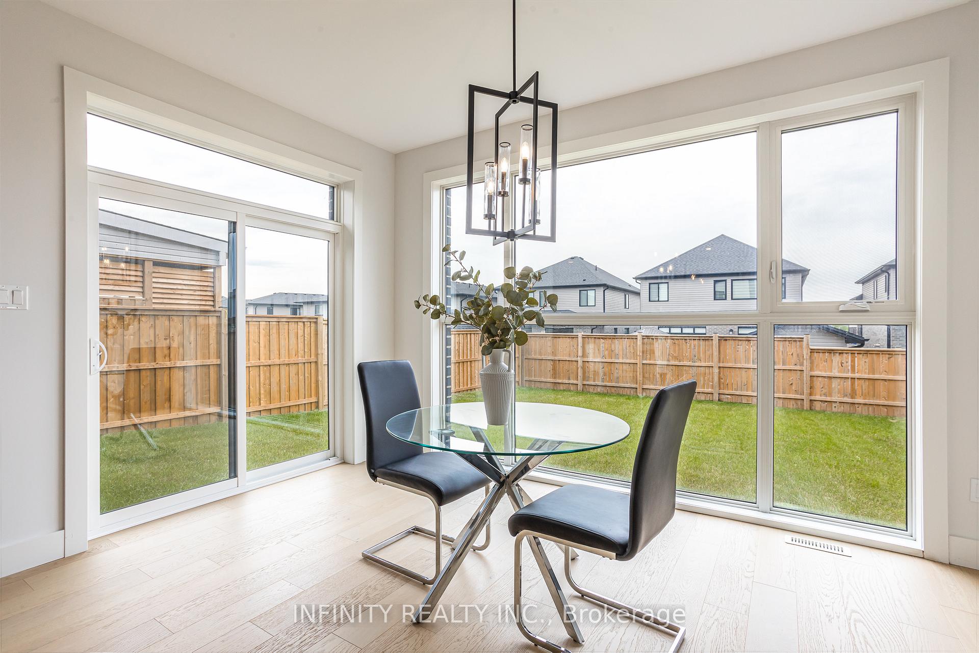 Photo 18 of 157 Crestview Drive, Middlesex Centre, Kilworth — HOMEH