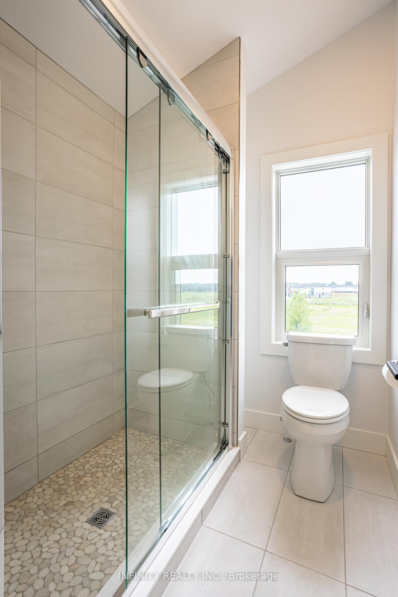 Photo 35 of 157 Crestview Drive, Middlesex Centre, Kilworth — HOMEH