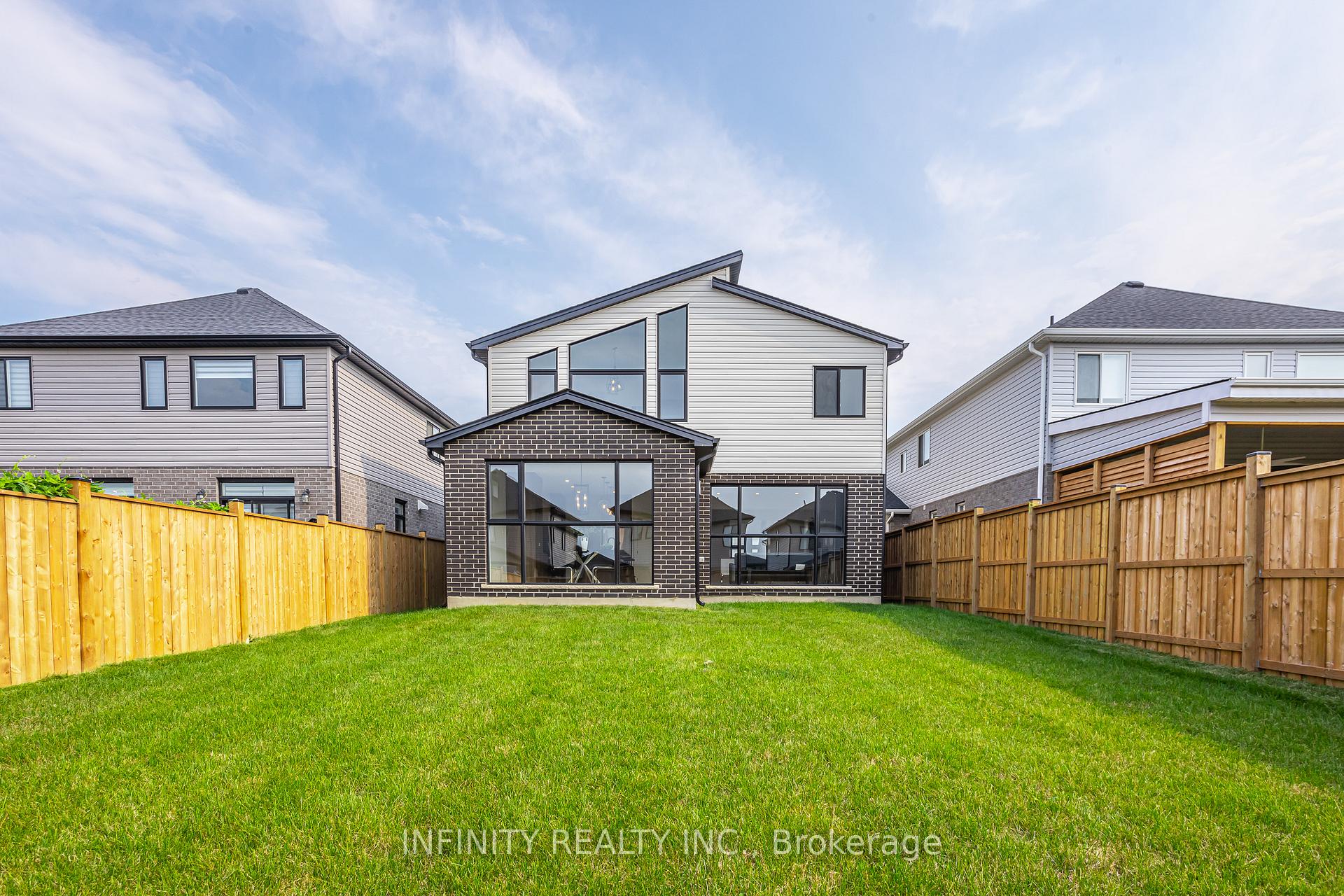 Photo 39 of 157 Crestview Drive, Middlesex Centre, Kilworth — HOMEH