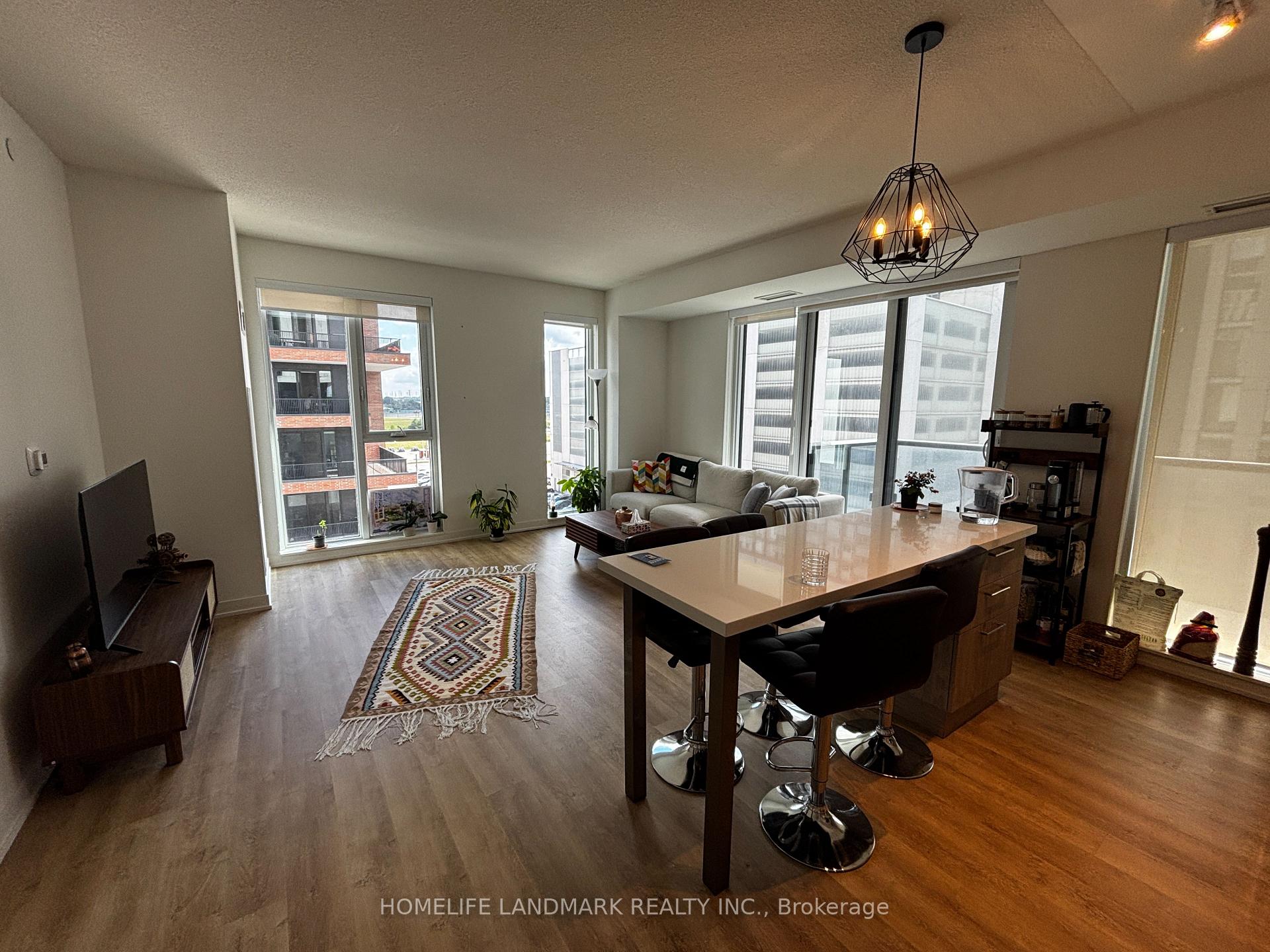 Photo 13 of Unit 711, 8119 Birchmount Road, Markham, Unionville — HOMEH