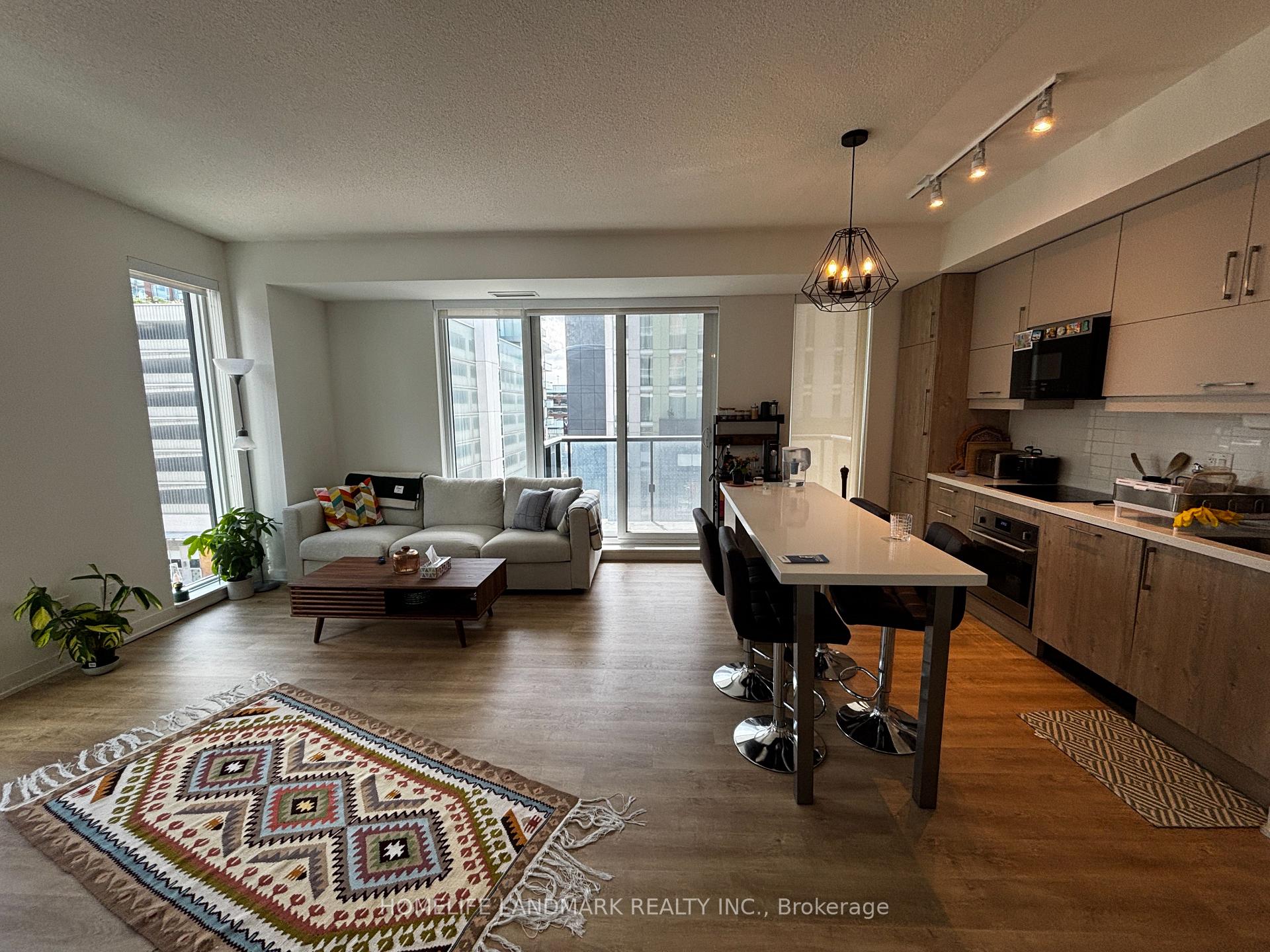 Photo 18 of Unit 711, 8119 Birchmount Road, Markham, Unionville — HOMEH