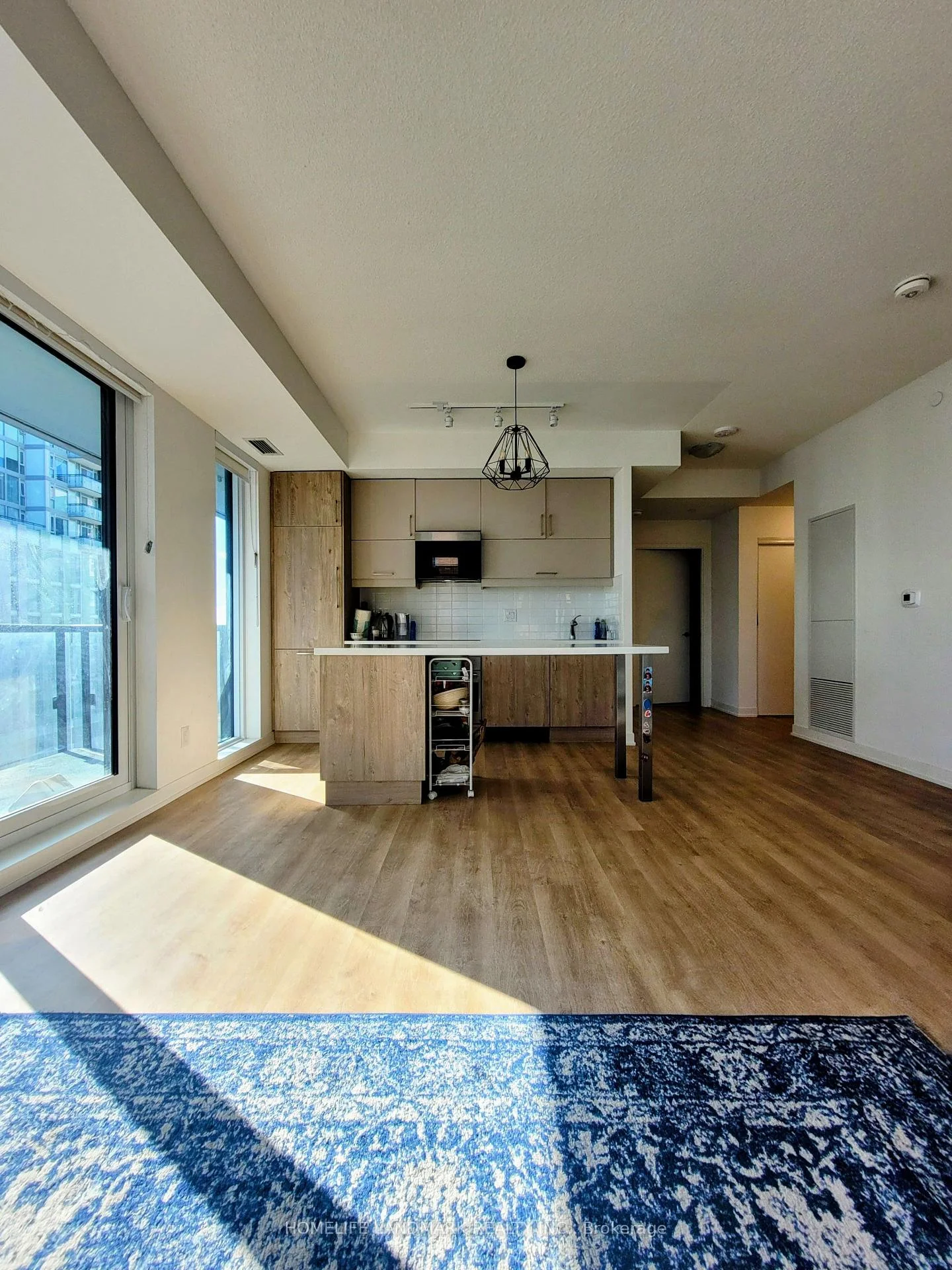 Photo 12 of Unit 711, 8119 Birchmount Road, Markham, Unionville — HOMEH