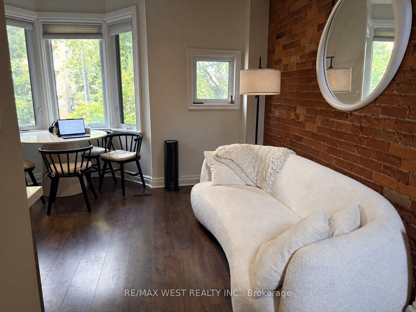 Photo 3 of Unit Upper, 28 Spencer Avenue, Toronto, South Parkdale — HOMEH