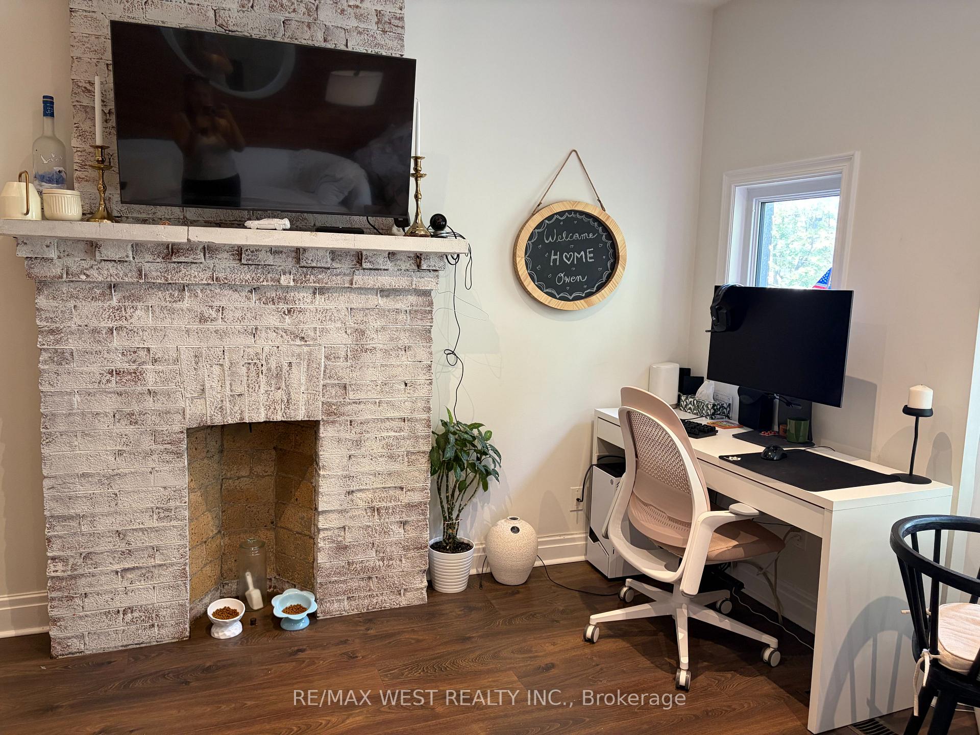 Photo 6 of Unit Upper, 28 Spencer Avenue, Toronto, South Parkdale — HOMEH