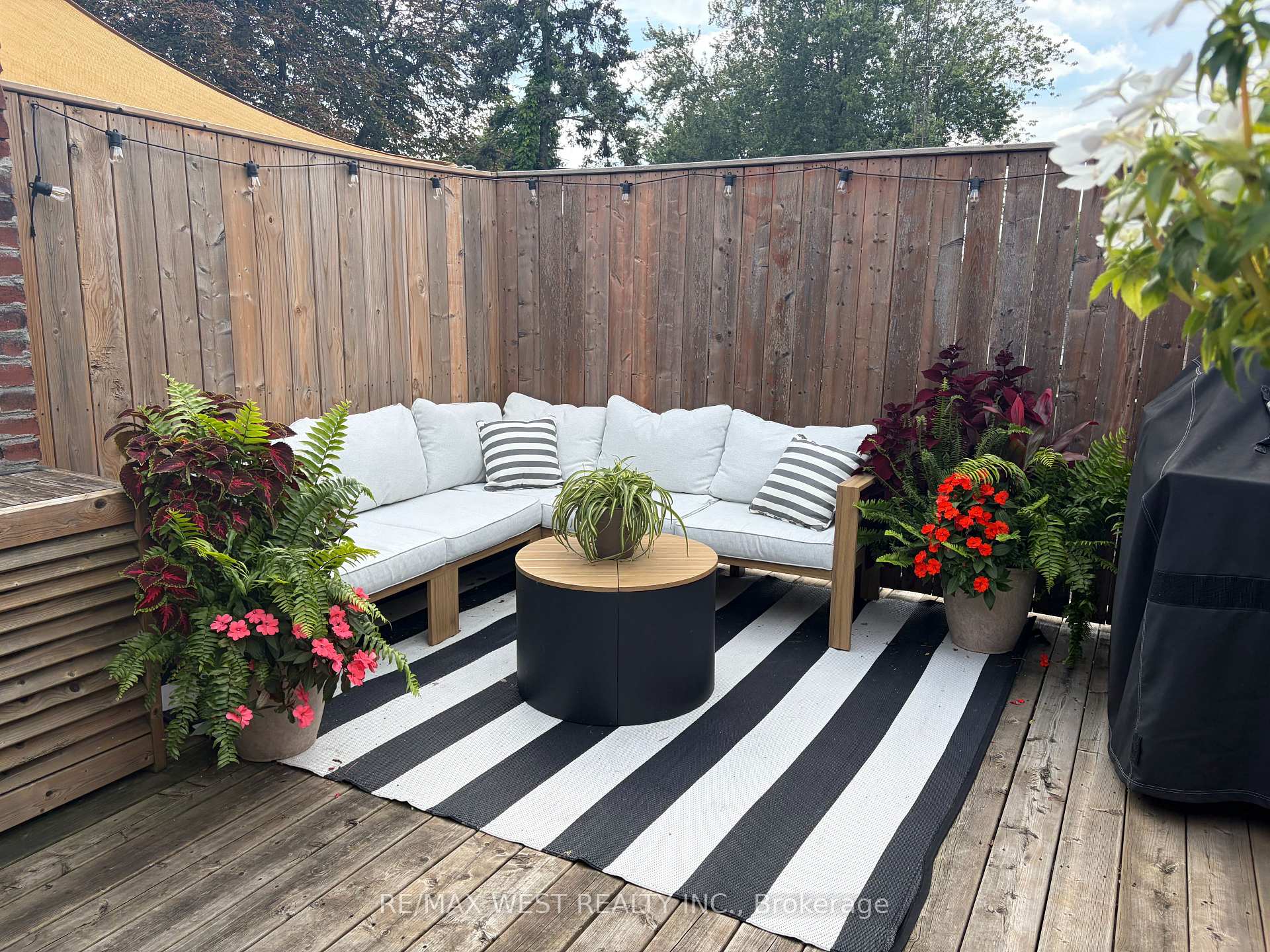 Photo 26 of Unit Upper, 28 Spencer Avenue, Toronto, South Parkdale — HOMEH