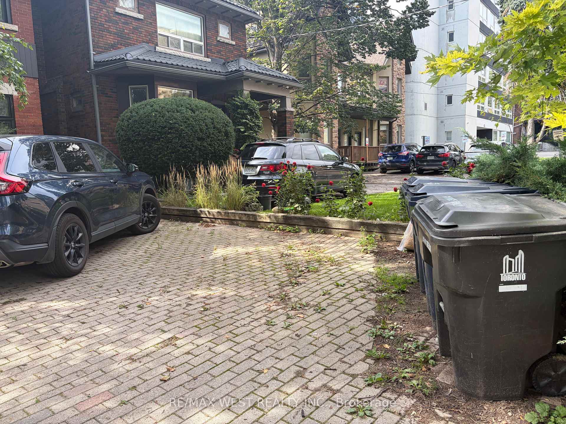 Photo 27 of Unit Upper, 28 Spencer Avenue, Toronto, South Parkdale — HOMEH