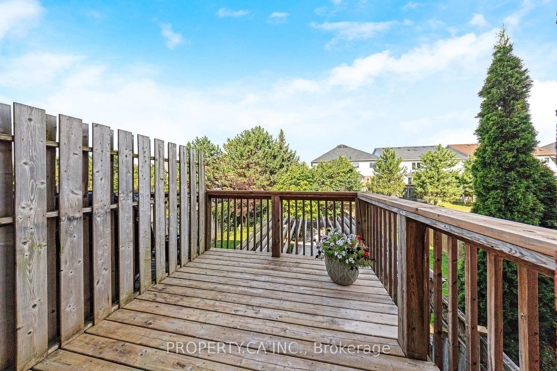 Photo 10 of Unit 24, 1751 Lampman Avenue, Burlington, Uptown — HOMEH