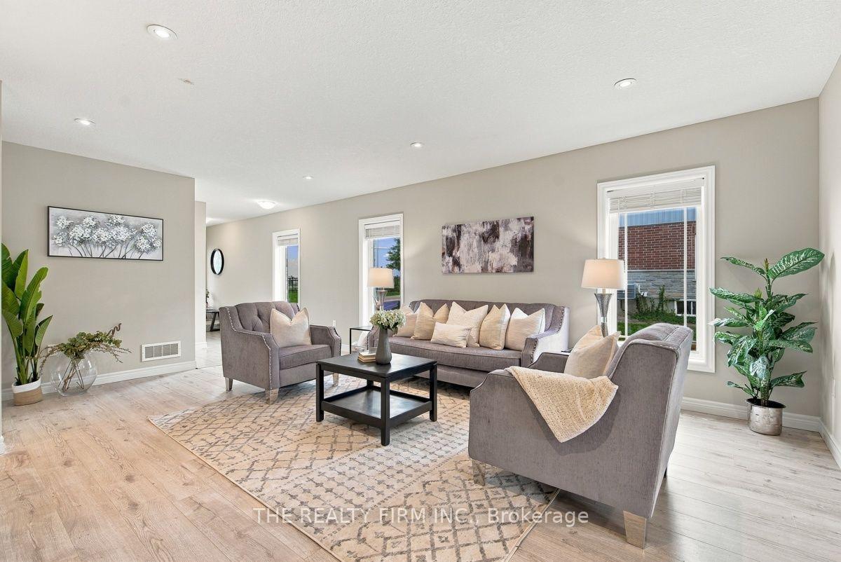 Photo 5 of Unit 99, 1220 Riverbend Road, London, South B — HOMEH