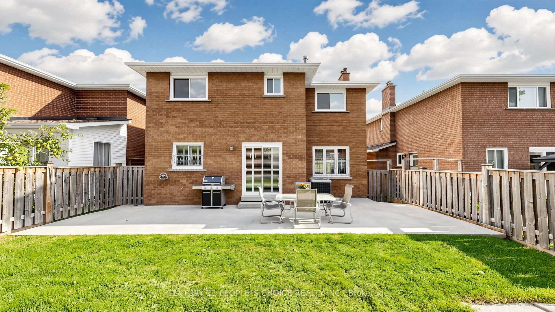Photo 29 of 82 Embassy Drive, Vaughan, East Woodbridge — HOMEH