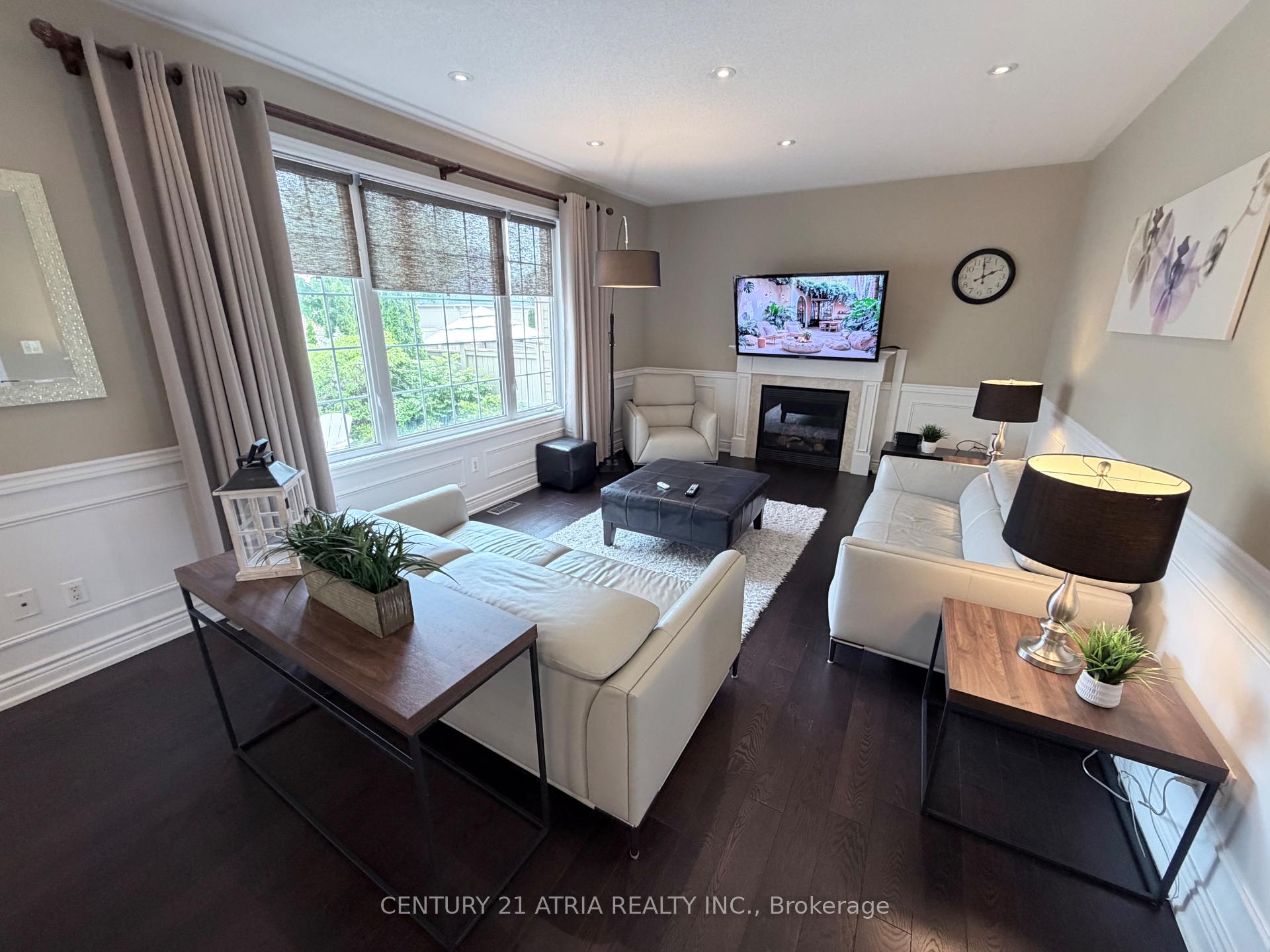 Photo 14 of 6 Crescent Park Lane, Markham, Cathedraltown — HOMEH