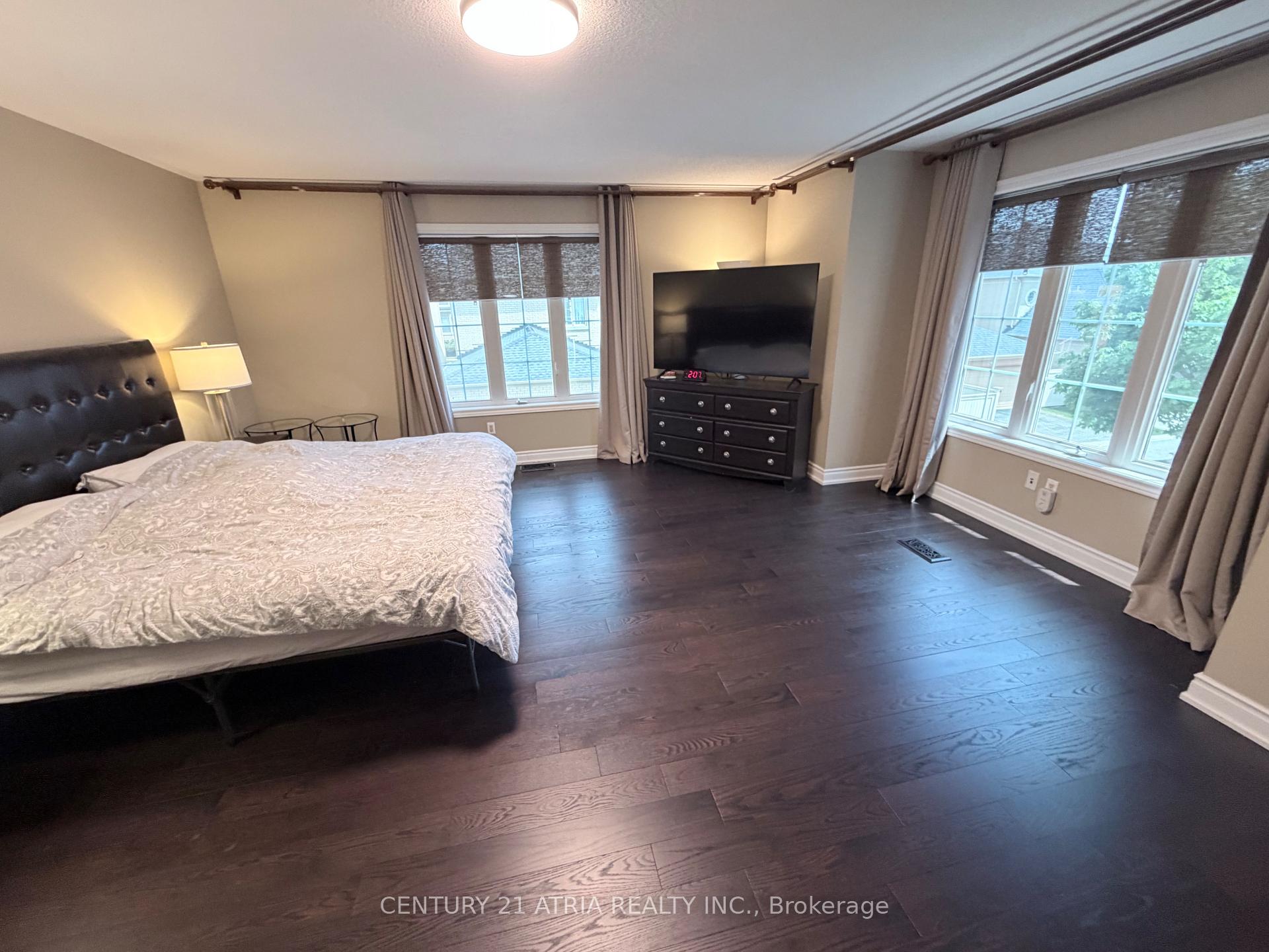 Photo 29 of 6 Crescent Park Lane, Markham, Cathedraltown — HOMEH