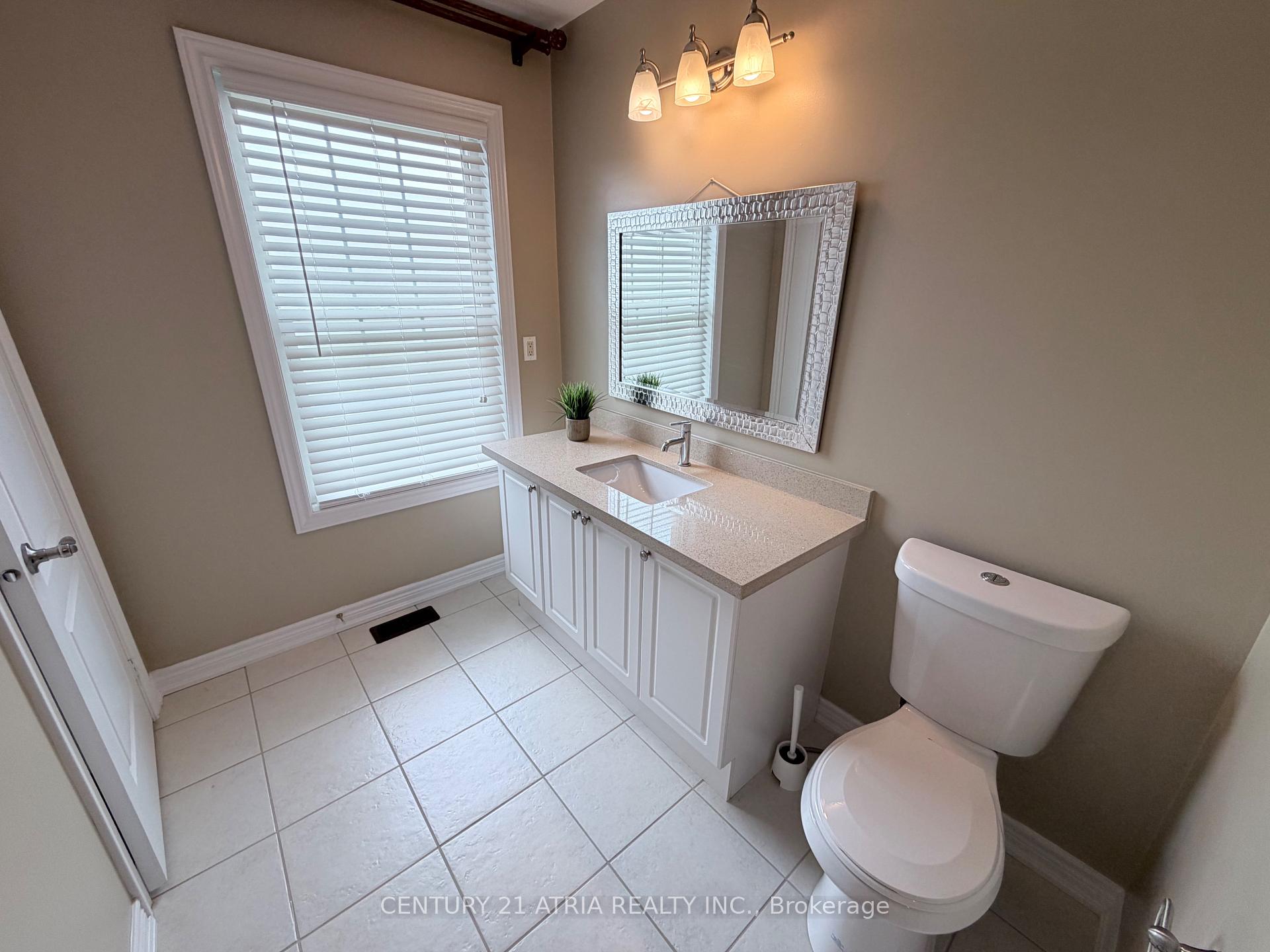 Photo 32 of 6 Crescent Park Lane, Markham, Cathedraltown — HOMEH