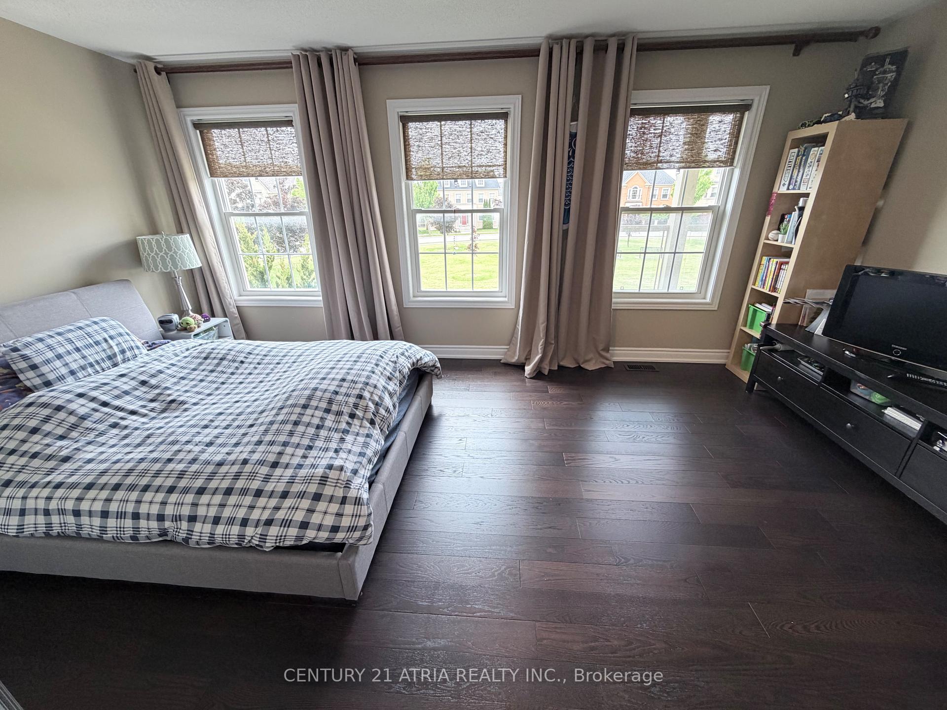 Photo 33 of 6 Crescent Park Lane, Markham, Cathedraltown — HOMEH