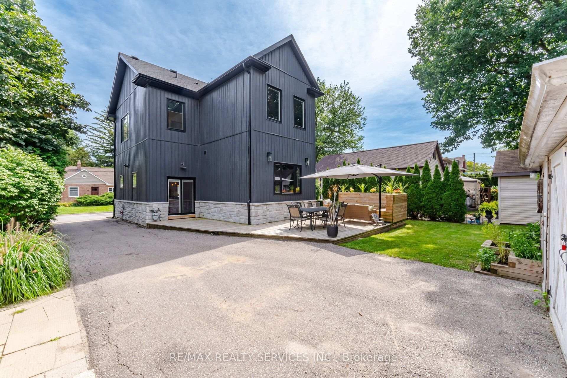 Photo 50 of 89 Willow Street, Caledon, Bolton East — HOMEH