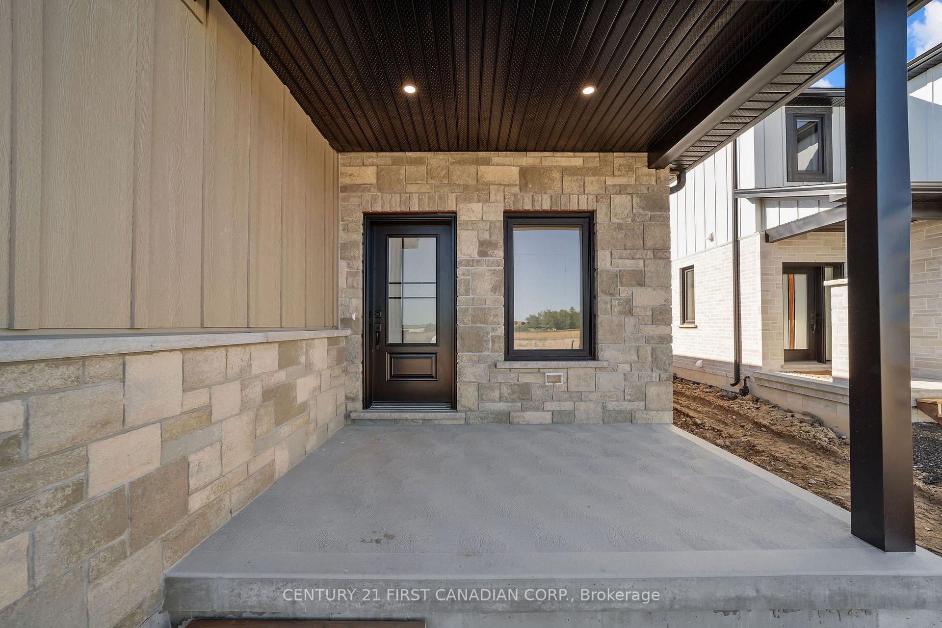 Photo 6 of 123 Addison Avenue, Lucan Biddulph, Lucan — HOMEH