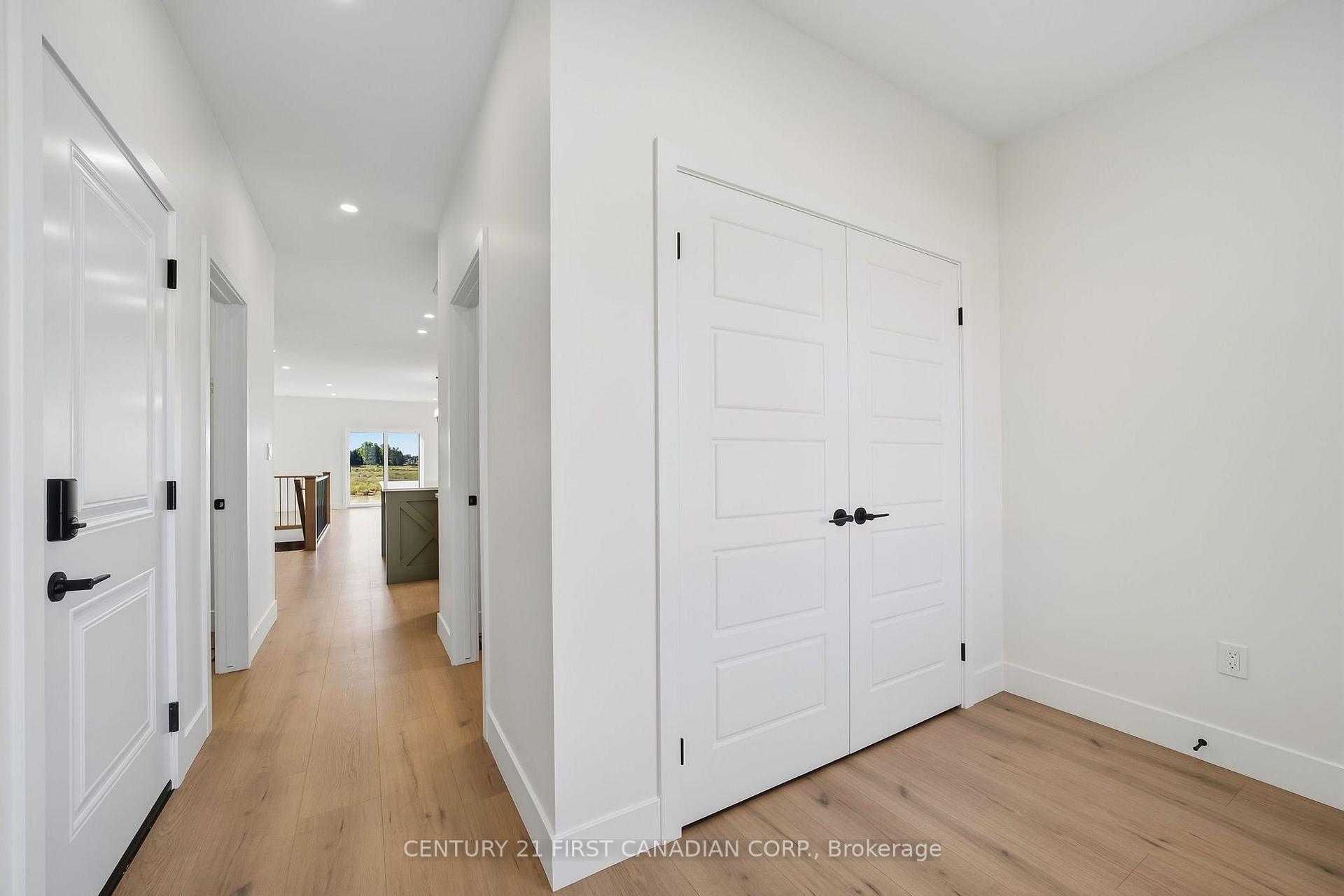 Photo 8 of 123 Addison Avenue, Lucan Biddulph, Lucan — HOMEH