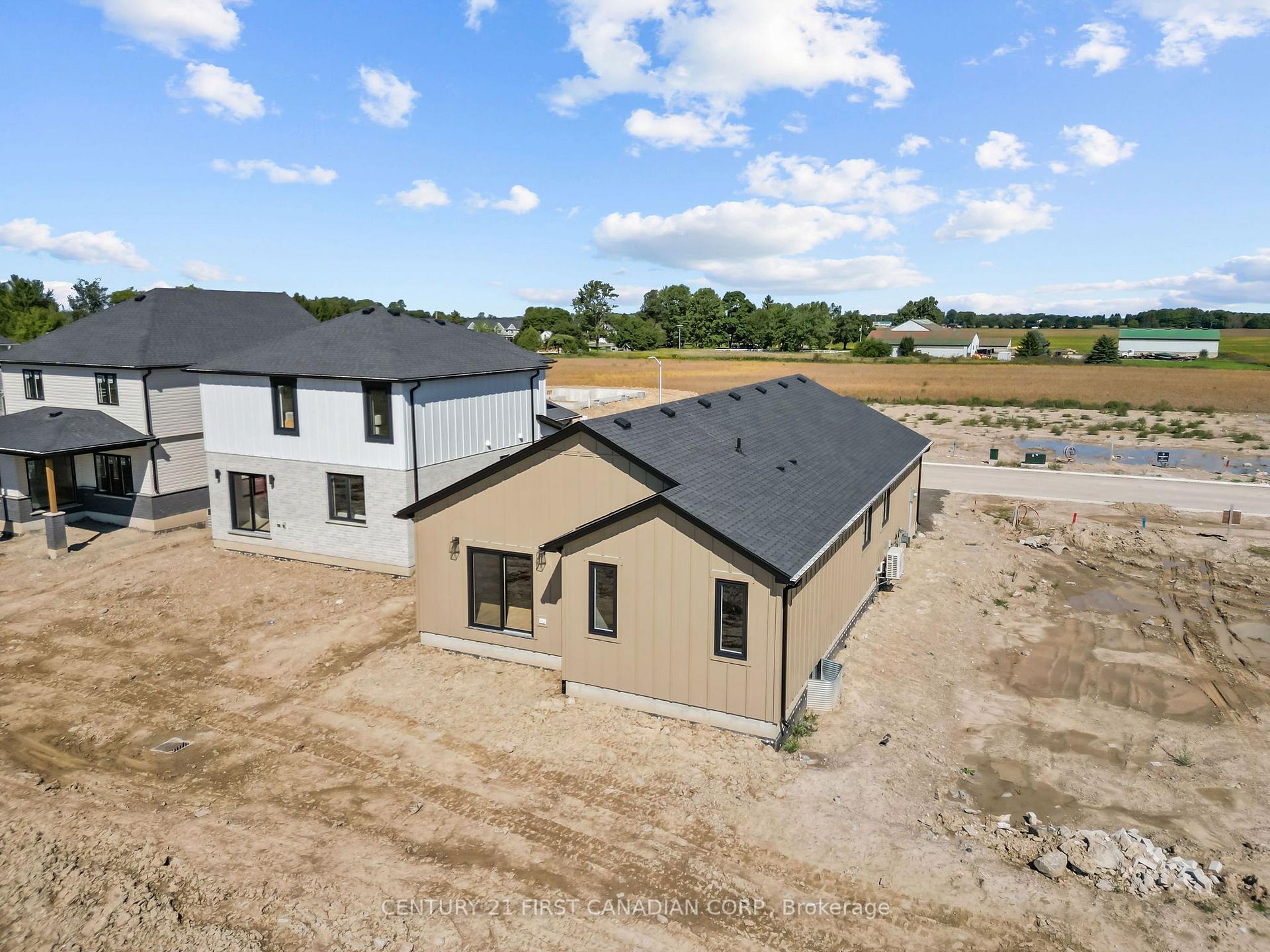 Photo 30 of 123 Addison Avenue, Lucan Biddulph, Lucan — HOMEH