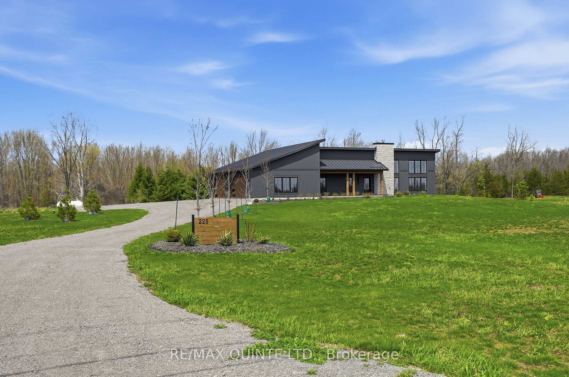 Photo of 225 Mitchells Crossroad