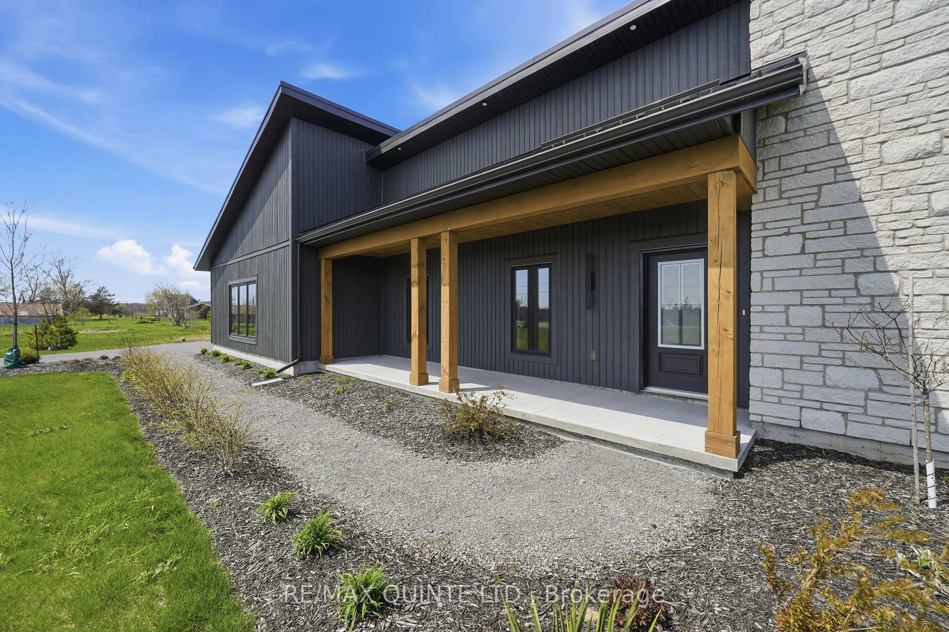 Photo 3 of 225 Mitchells Crossroad, Prince Edward County, North Marysburg Ward — HOMEH