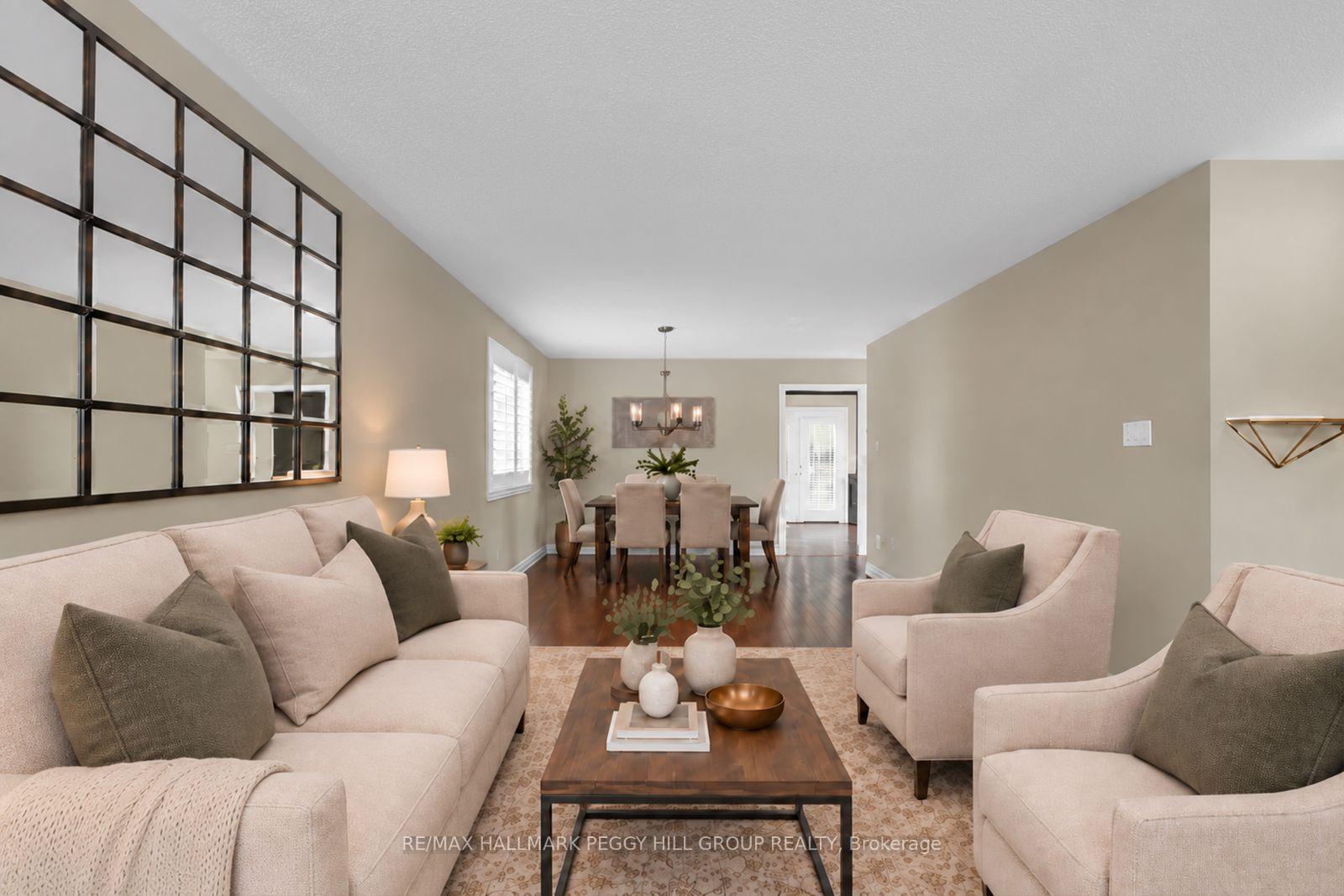 Photo 5 of 2 Brown Wood Drive, Barrie, Little Lake — HOMEH
