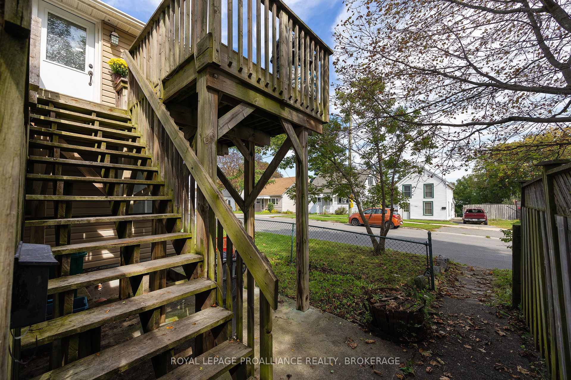 Photo 31 of 2 Dunkirk Avenue, Kingston, East of Sir John A. Blvd — HOMEH