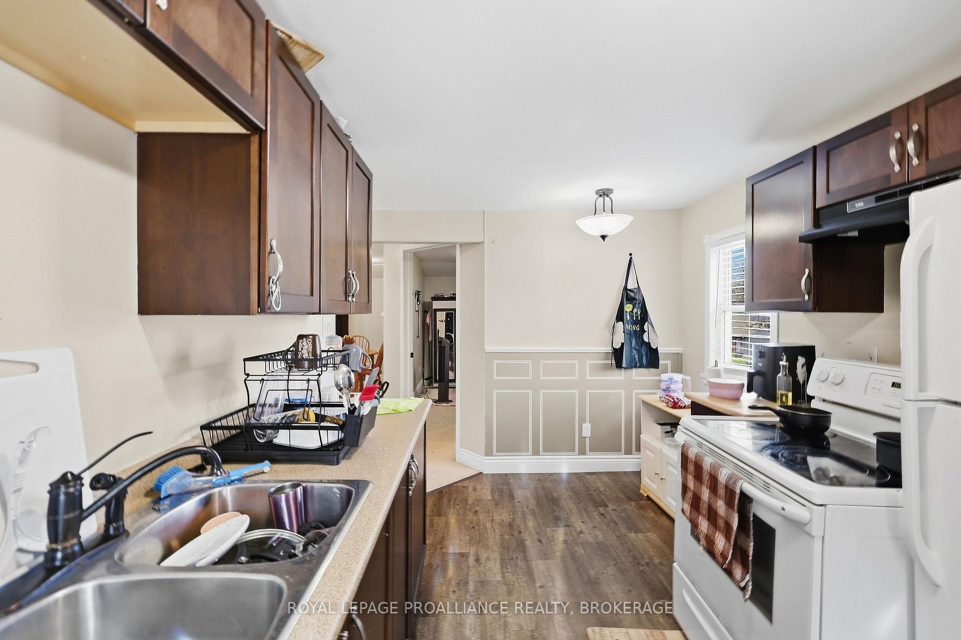 Photo 37 of 2 Dunkirk Avenue, Kingston, East of Sir John A. Blvd — HOMEH