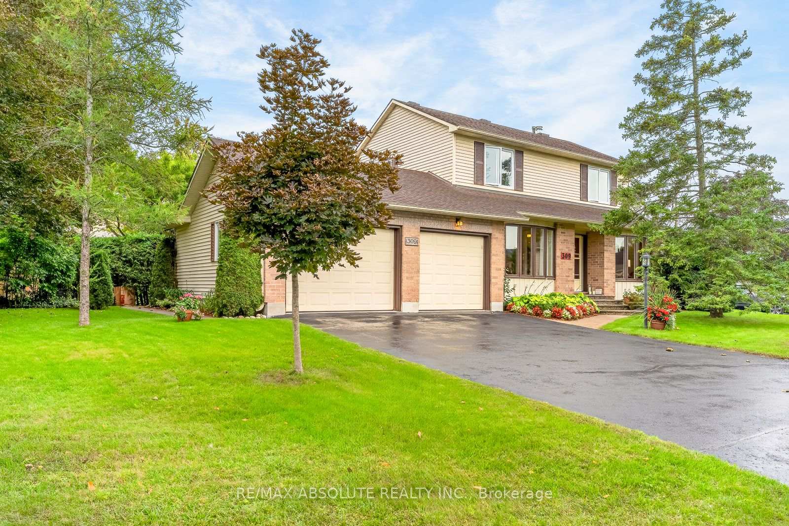 Photo 1 of 309 Liard Street, Ottawa, Stittsville (South) — HOMEH