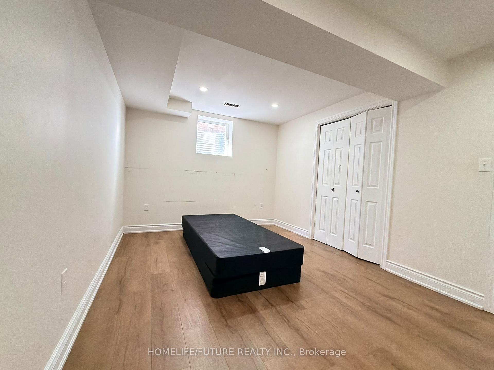 Photo 5 of Unit Bsmt, 61 Wideman Boulevard, Guelph, Victoria North — HOMEH