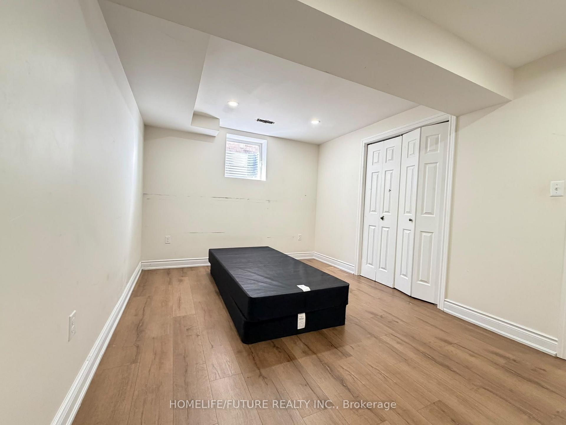Photo 6 of Unit Bsmt, 61 Wideman Boulevard, Guelph, Victoria North — HOMEH