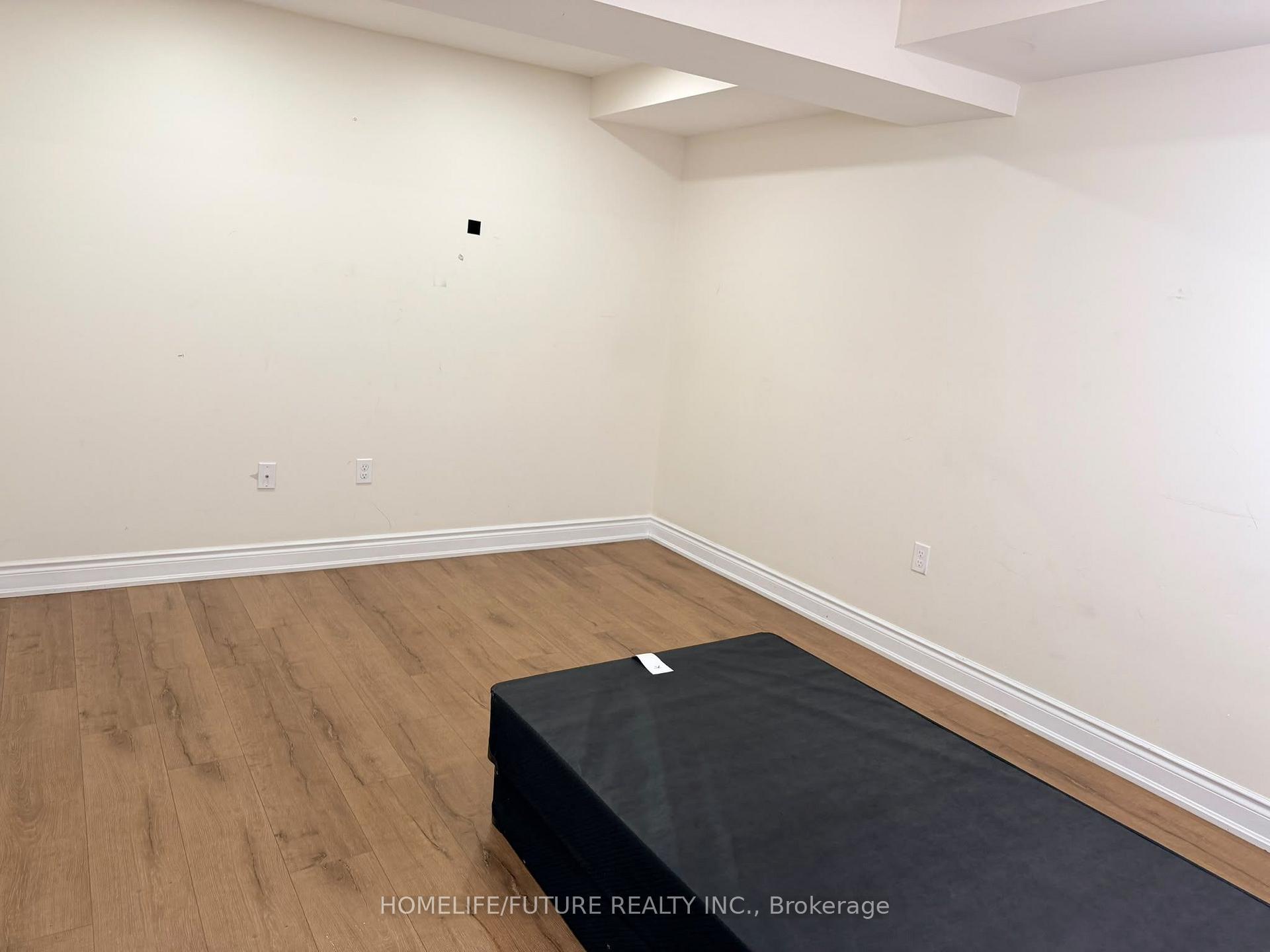 Photo 20 of Unit Bsmt, 61 Wideman Boulevard, Guelph, Victoria North — HOMEH