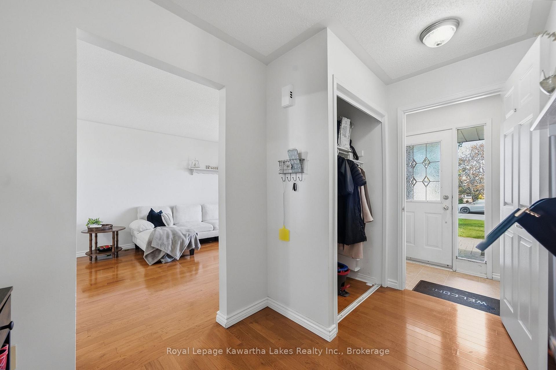 Photo 10 of 1220 Wildlark Drive, Peterborough, Monaghan Ward 2 — HOMEH