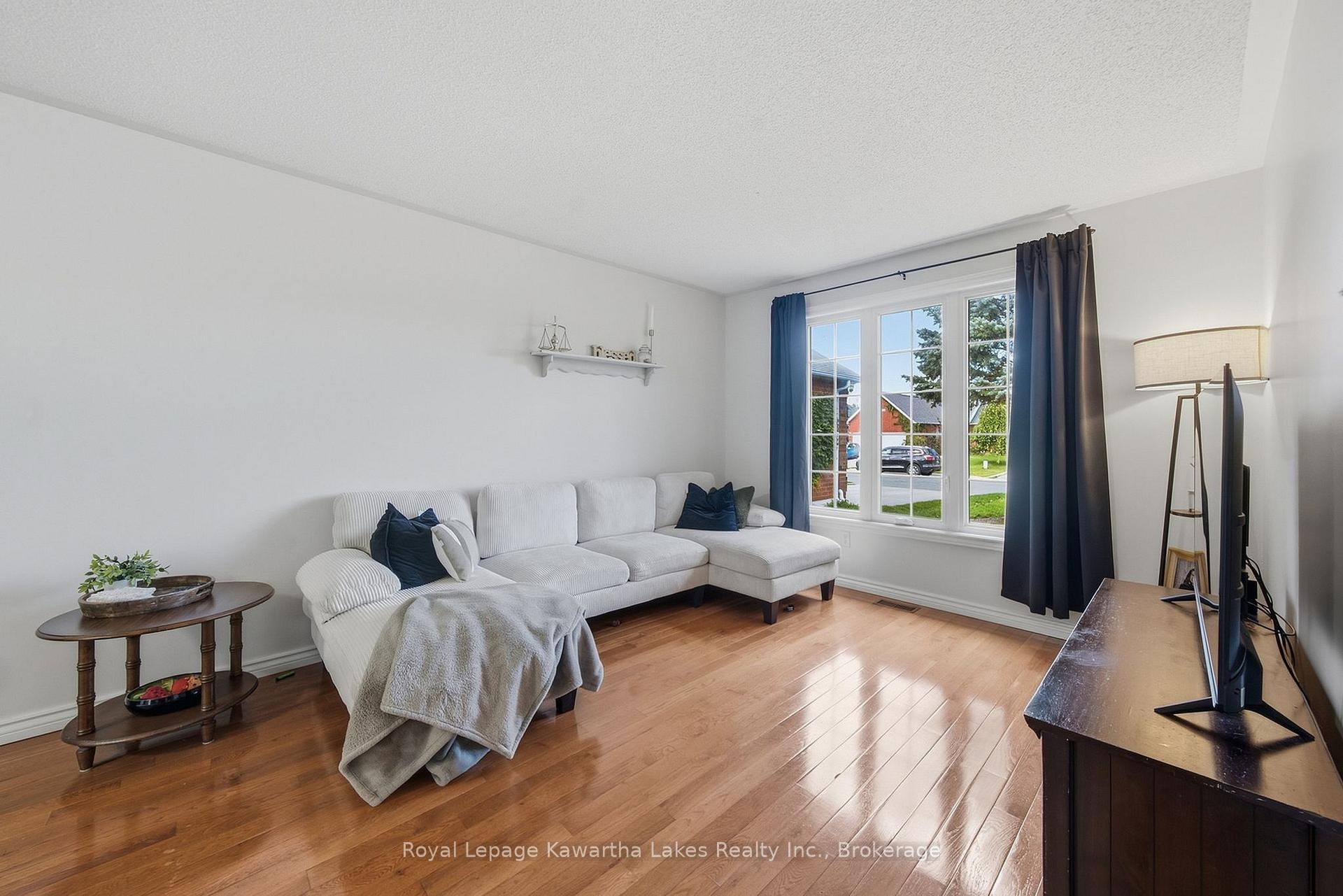 Photo 12 of 1220 Wildlark Drive, Peterborough, Monaghan Ward 2 — HOMEH