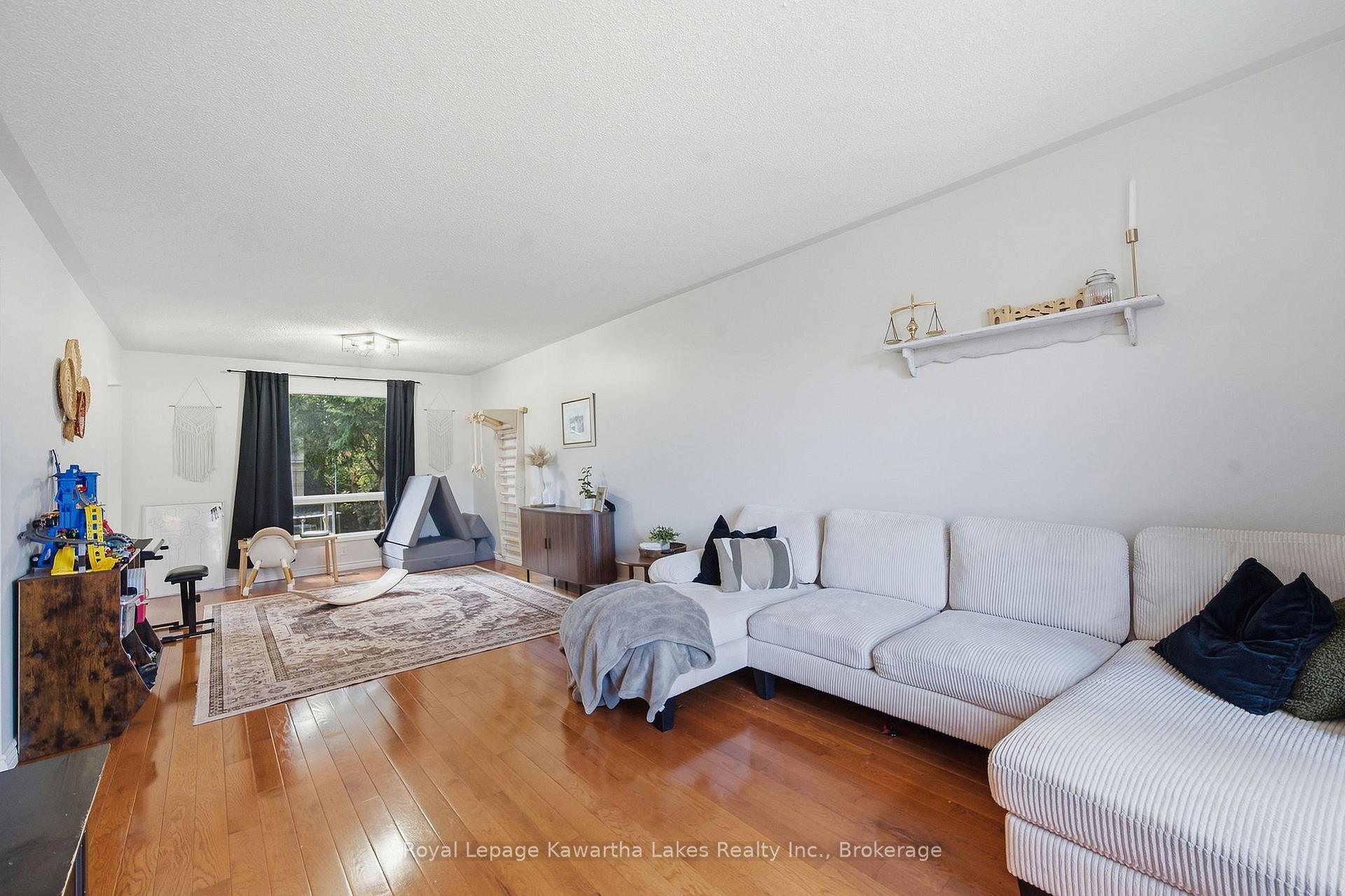 Photo 14 of 1220 Wildlark Drive, Peterborough, Monaghan Ward 2 — HOMEH