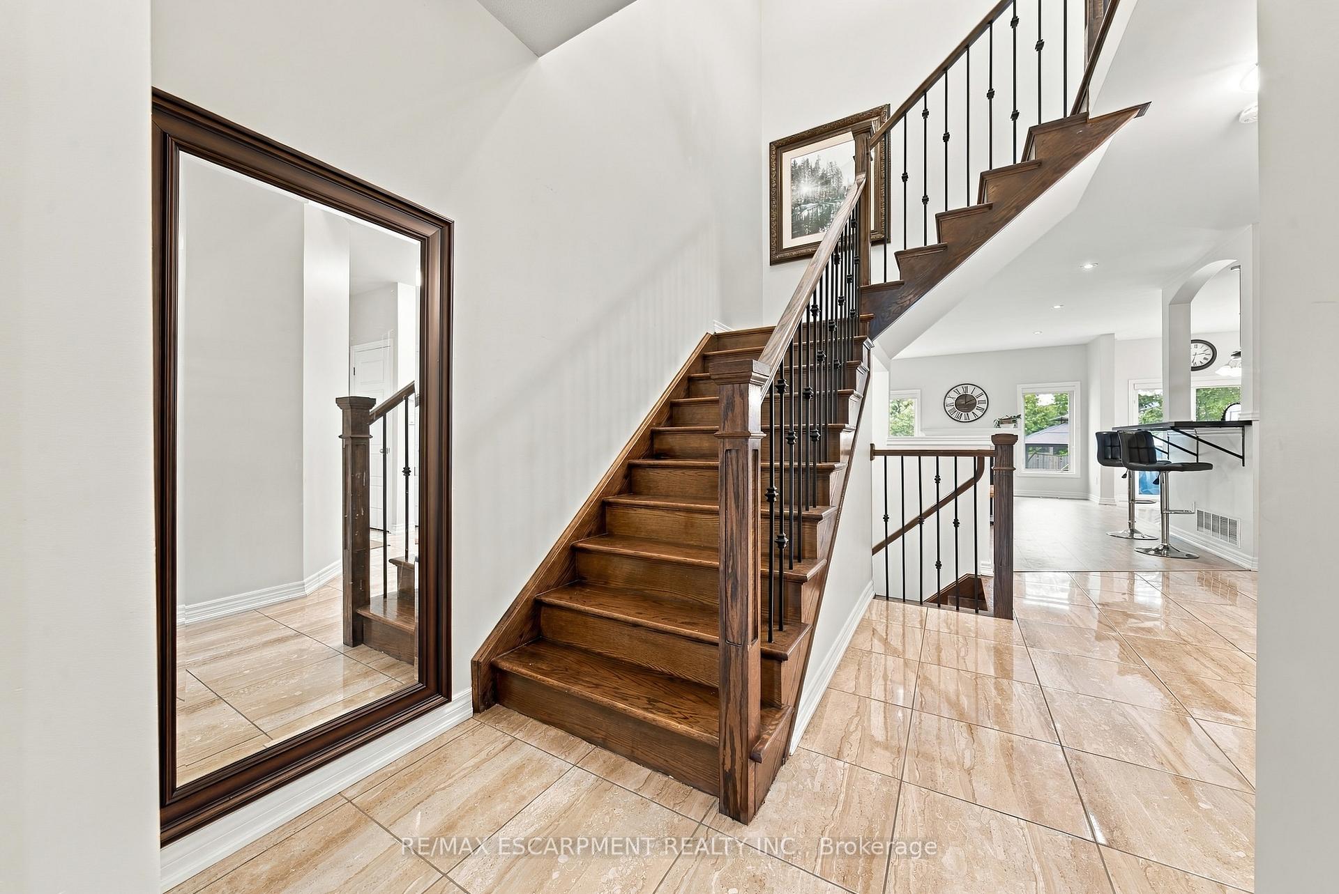 Photo 4 of 96 Springvalley Crescent, Hamilton, Gourley — HOMEH