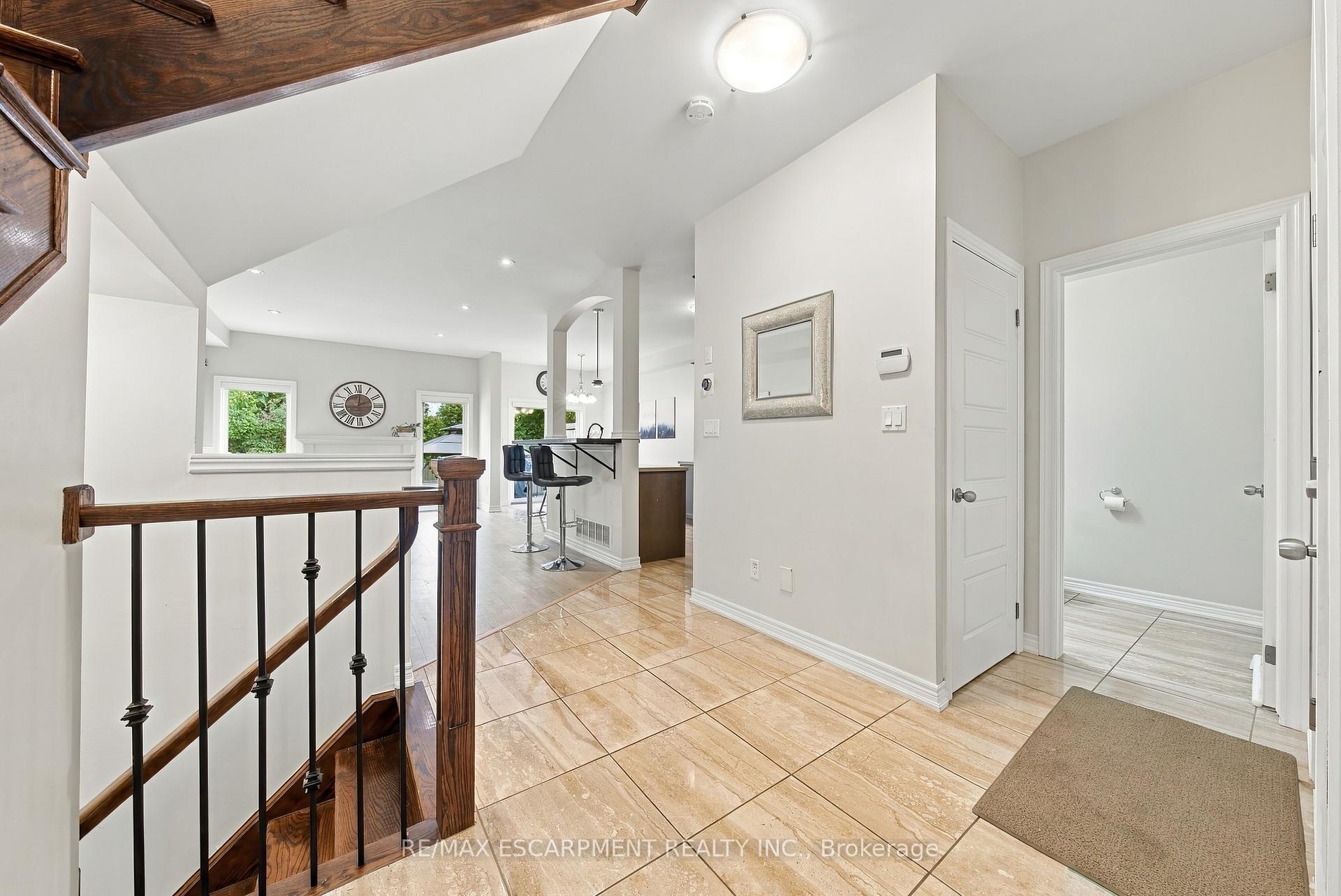 Photo 5 of 96 Springvalley Crescent, Hamilton, Gourley — HOMEH