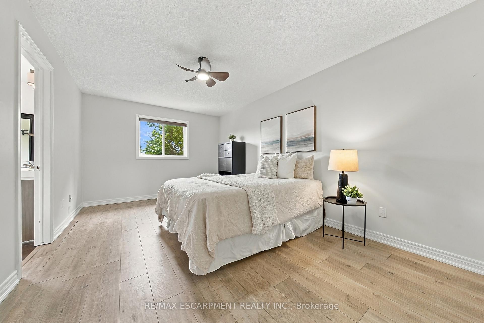 Photo 16 of 96 Springvalley Crescent, Hamilton, Gourley — HOMEH