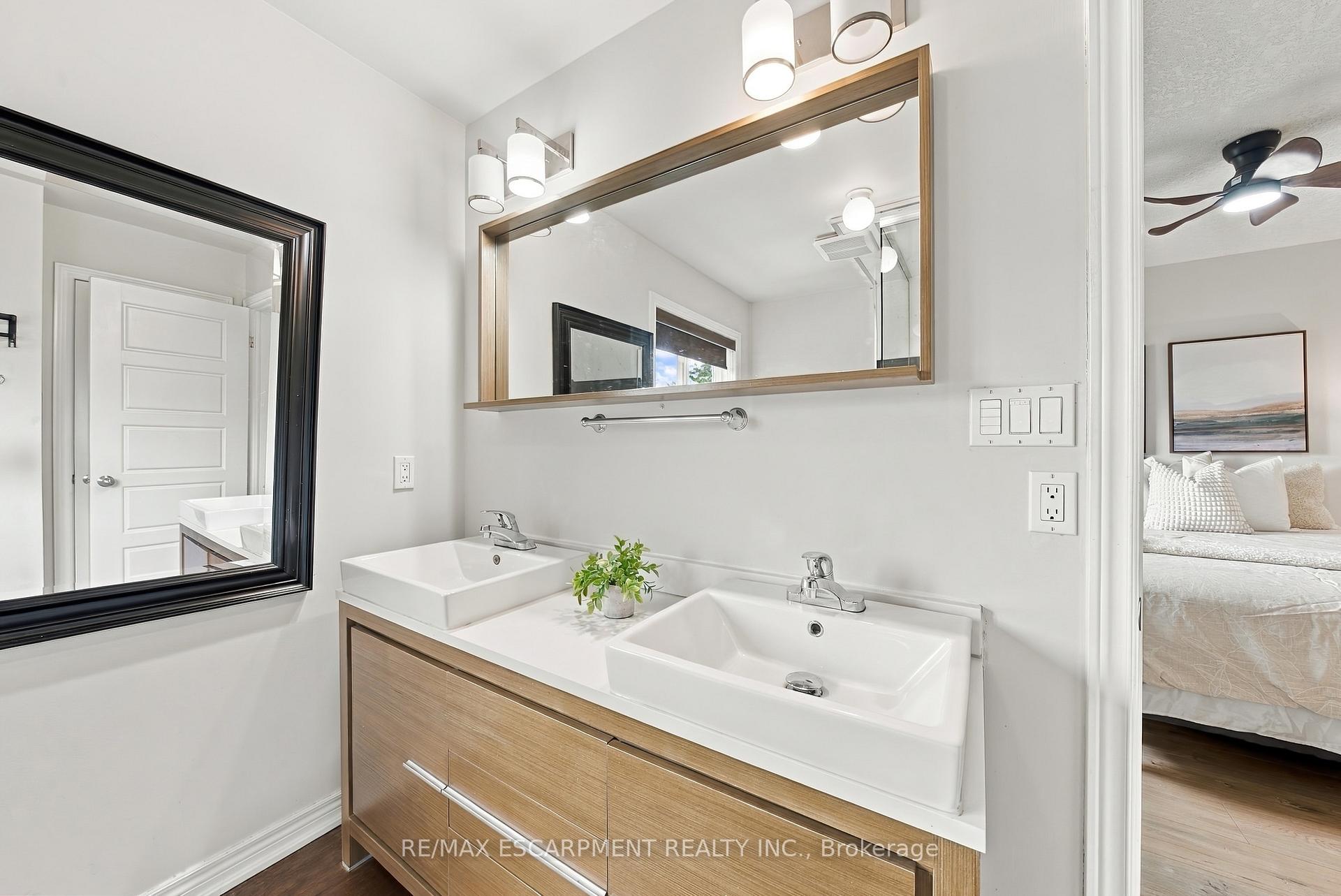 Photo 20 of 96 Springvalley Crescent, Hamilton, Gourley — HOMEH