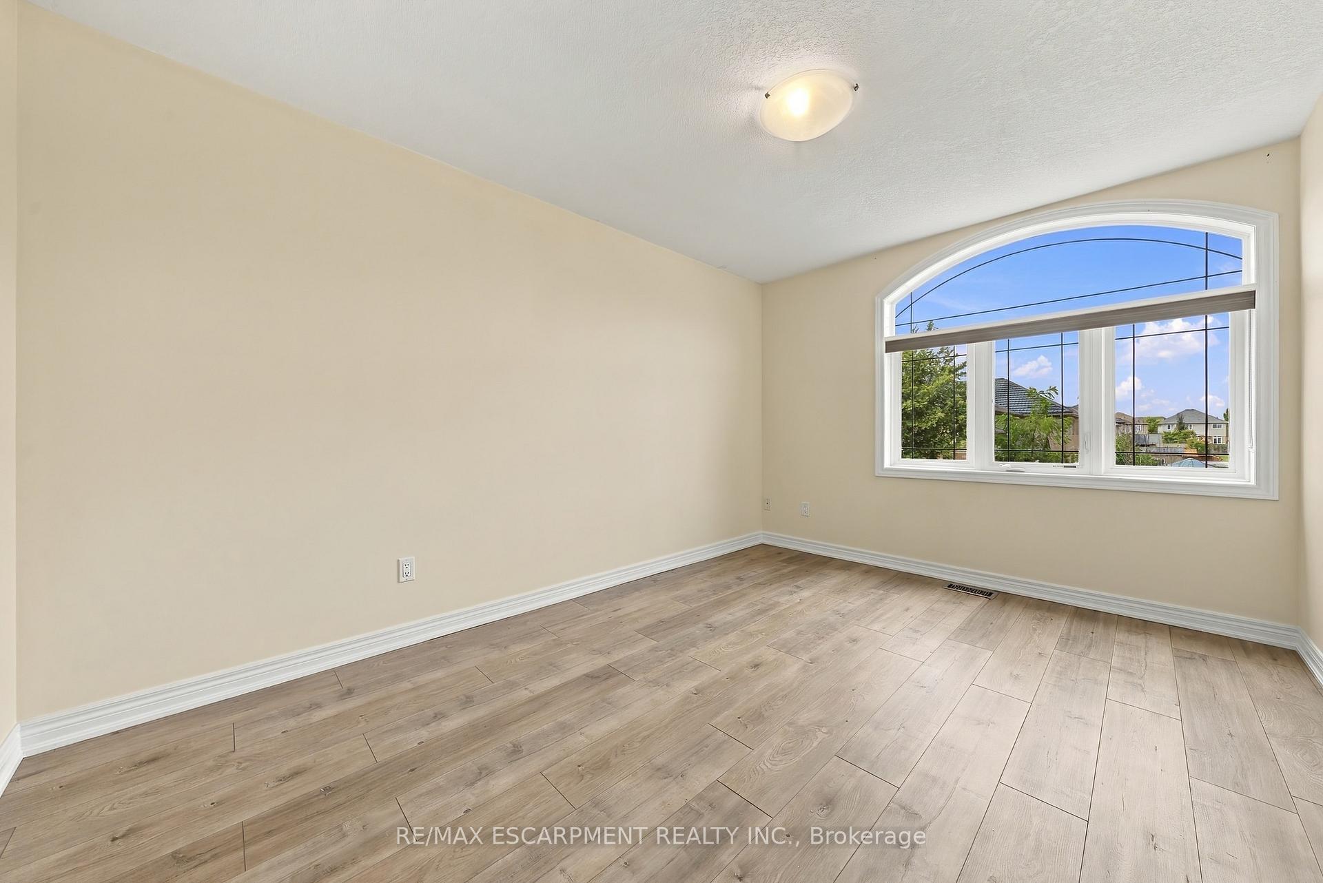Photo 27 of 96 Springvalley Crescent, Hamilton, Gourley — HOMEH