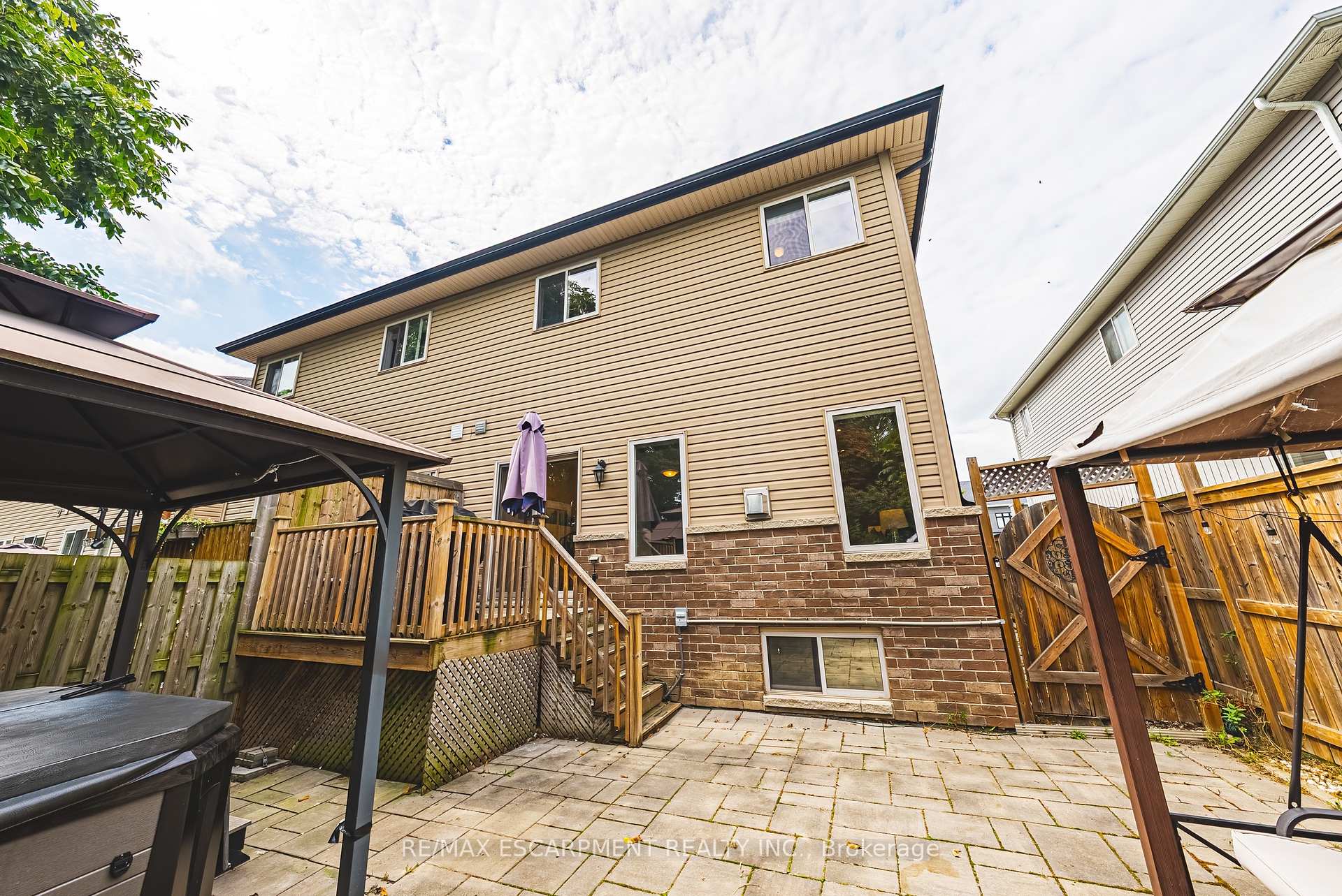 Photo 35 of 96 Springvalley Crescent, Hamilton, Gourley — HOMEH