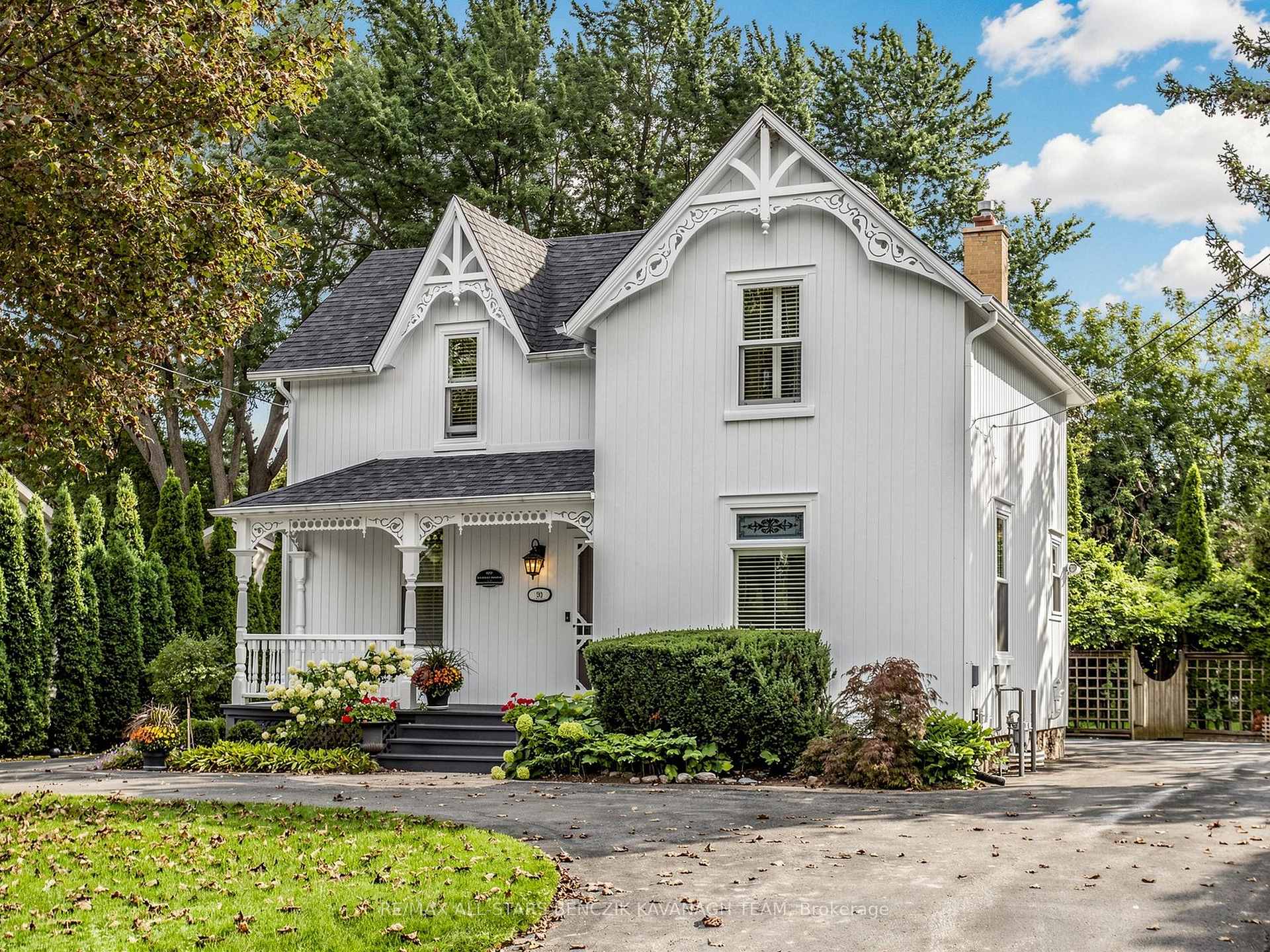 Photo 1 of 30 Peter Street, Markham, Old Markham Village — HOMEH