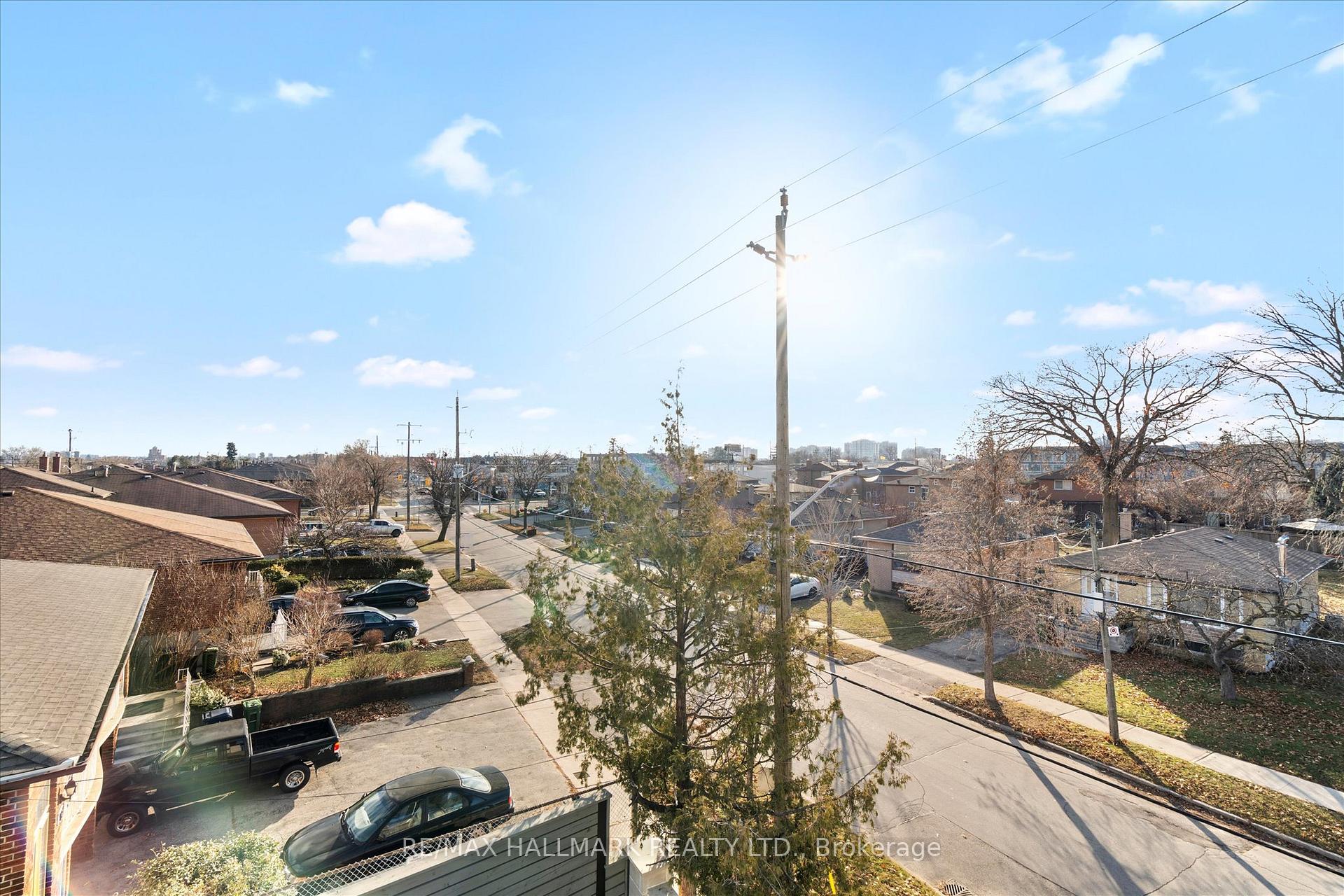 Photo 33 of Unit 1B, 27 Antonio Court, North York, Humber Summit — HOMEH