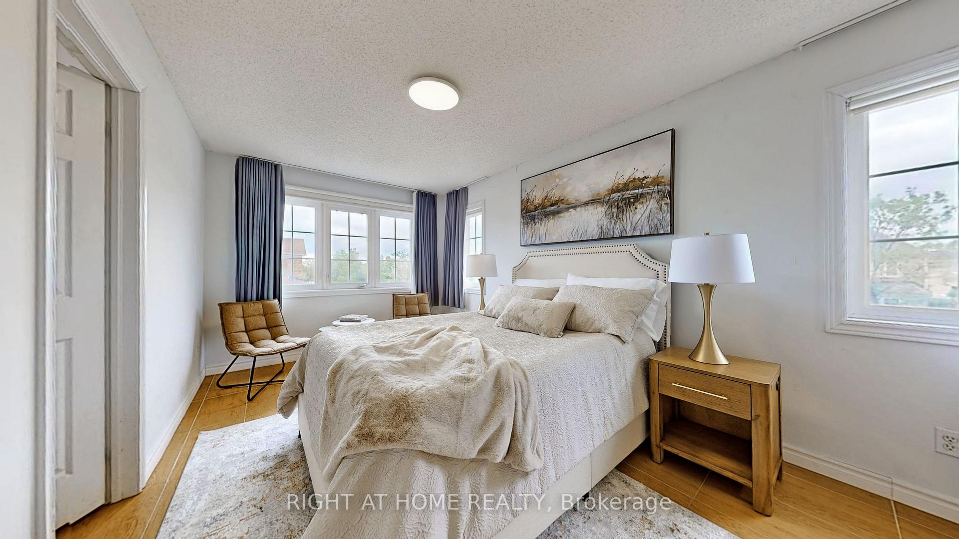 Photo 18 of 1 Ray Street, Markham, Village Green-South Unionville — HOMEH