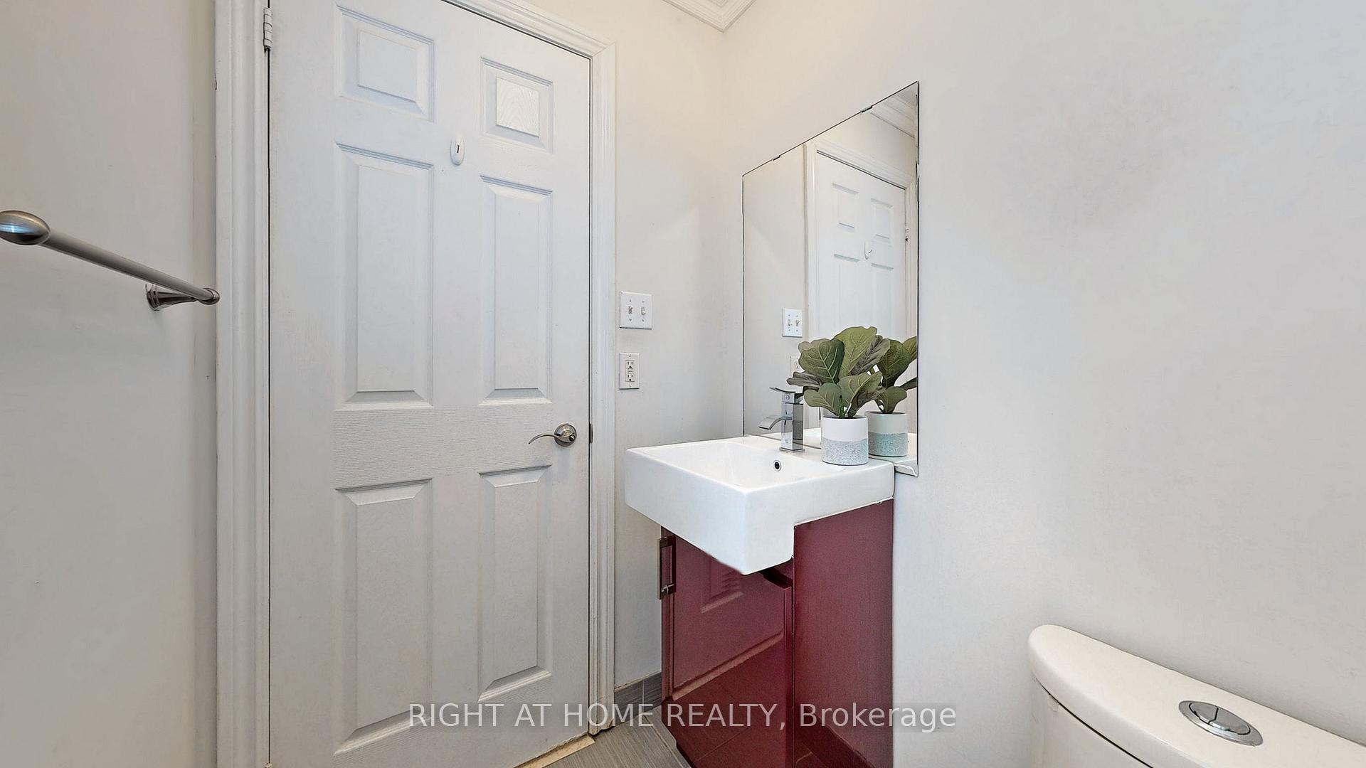 Photo 23 of 1 Ray Street, Markham, Village Green-South Unionville — HOMEH