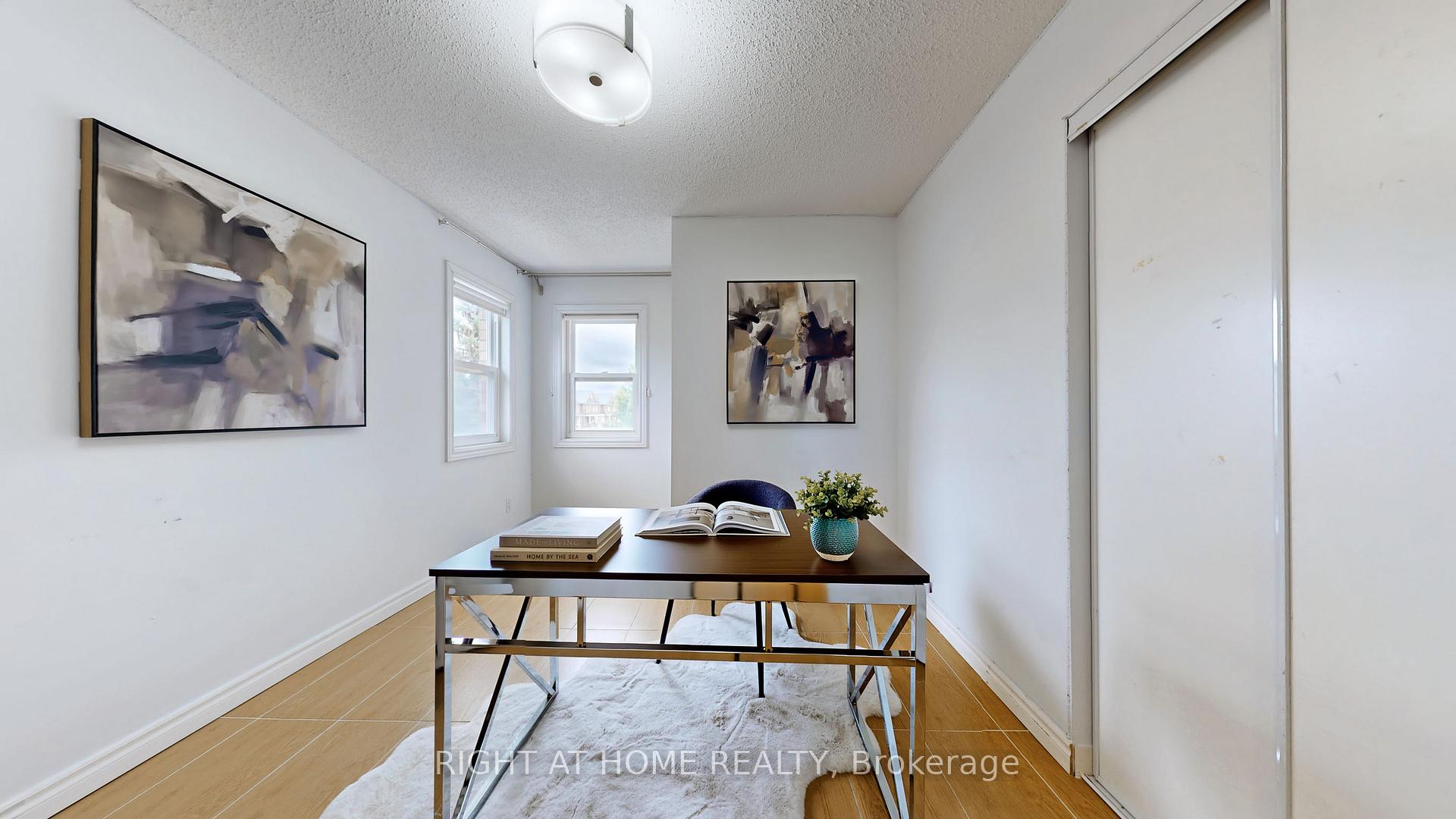 Photo 32 of 1 Ray Street, Markham, Village Green-South Unionville — HOMEH
