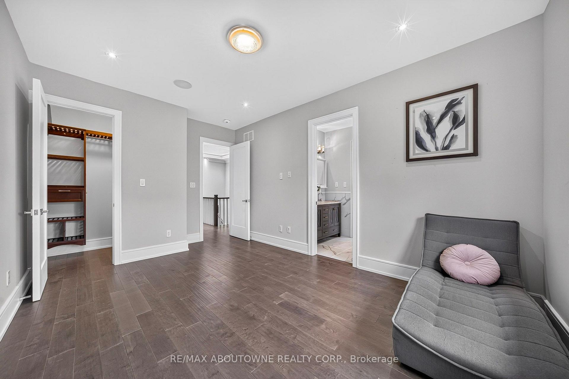 Photo 52 of 408 Seabourne Drive, Oakville, West — HOMEH