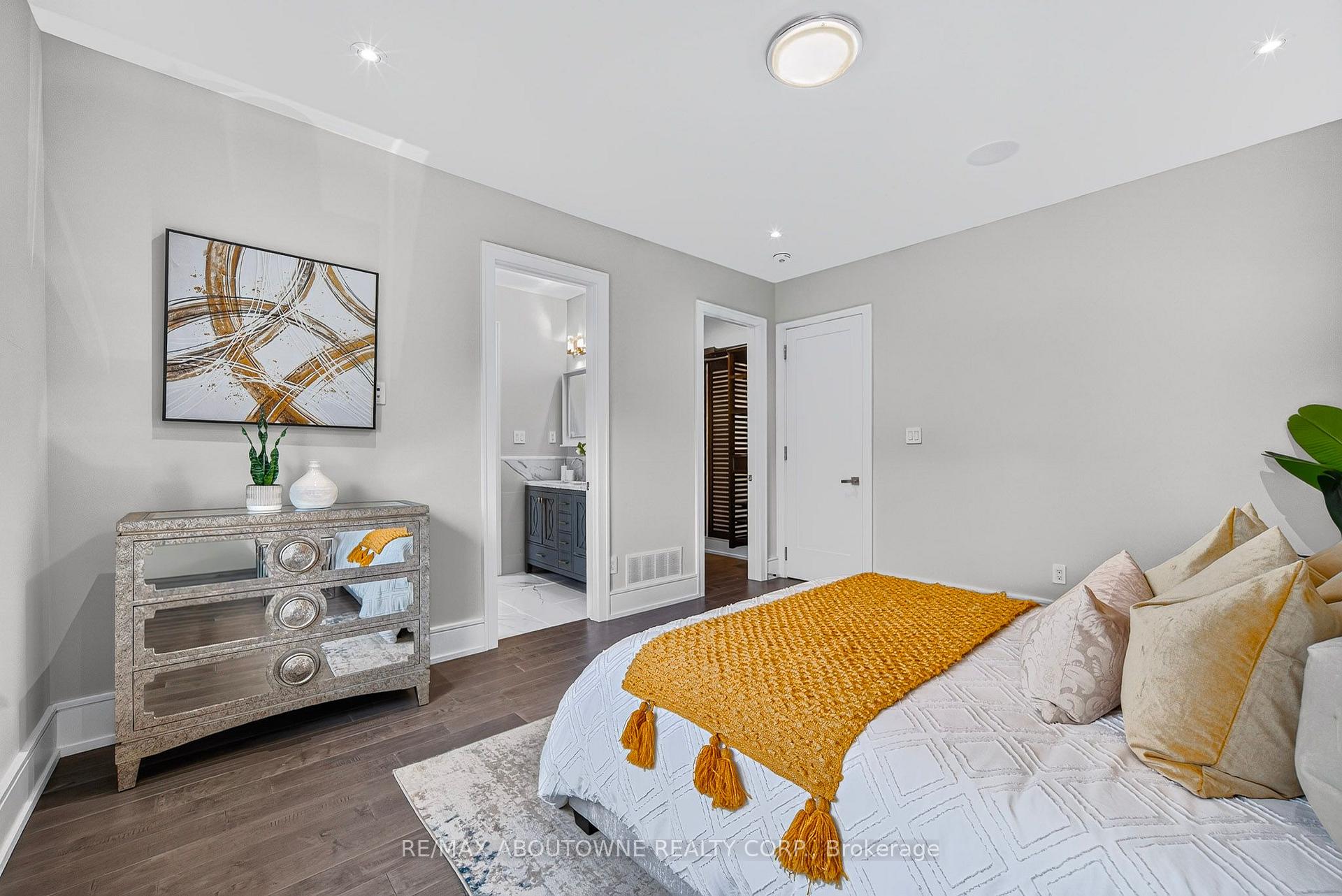 Photo 57 of 408 Seabourne Drive, Oakville, West — HOMEH